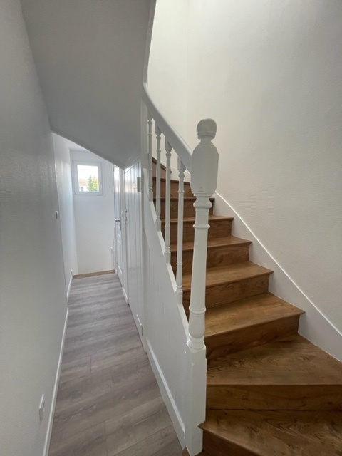 Immo80 – L'immobilier à Amiens et dans la Somme-AMIENS BD DE ST QUENTIN :  CHAMBRE MEUBLEE dans maison amiénoise REFAITE A NEUF EN EXCELLENT ETAT