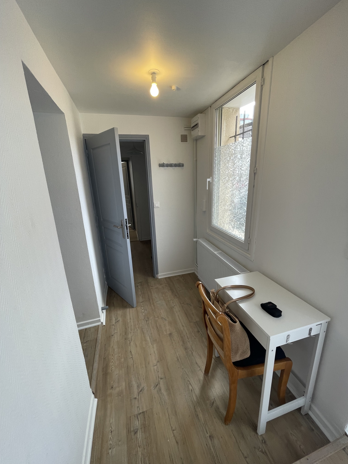 Immo80 – L'immobilier à Amiens et dans la Somme-AMIENS ST PIERRE – proche du Bd de Beauvillé : BEAU STUDIO MEUBLE refait à neuf
