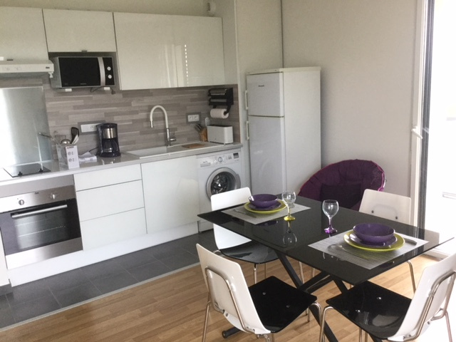 Immo80 – L'immobilier à Amiens et dans la Somme-AMIENS SUD – proche HOPITAL SUD ET CAMPUS : SUPERBE APPARTEMENT T1 avec parking aérien dans résidence sécurisé