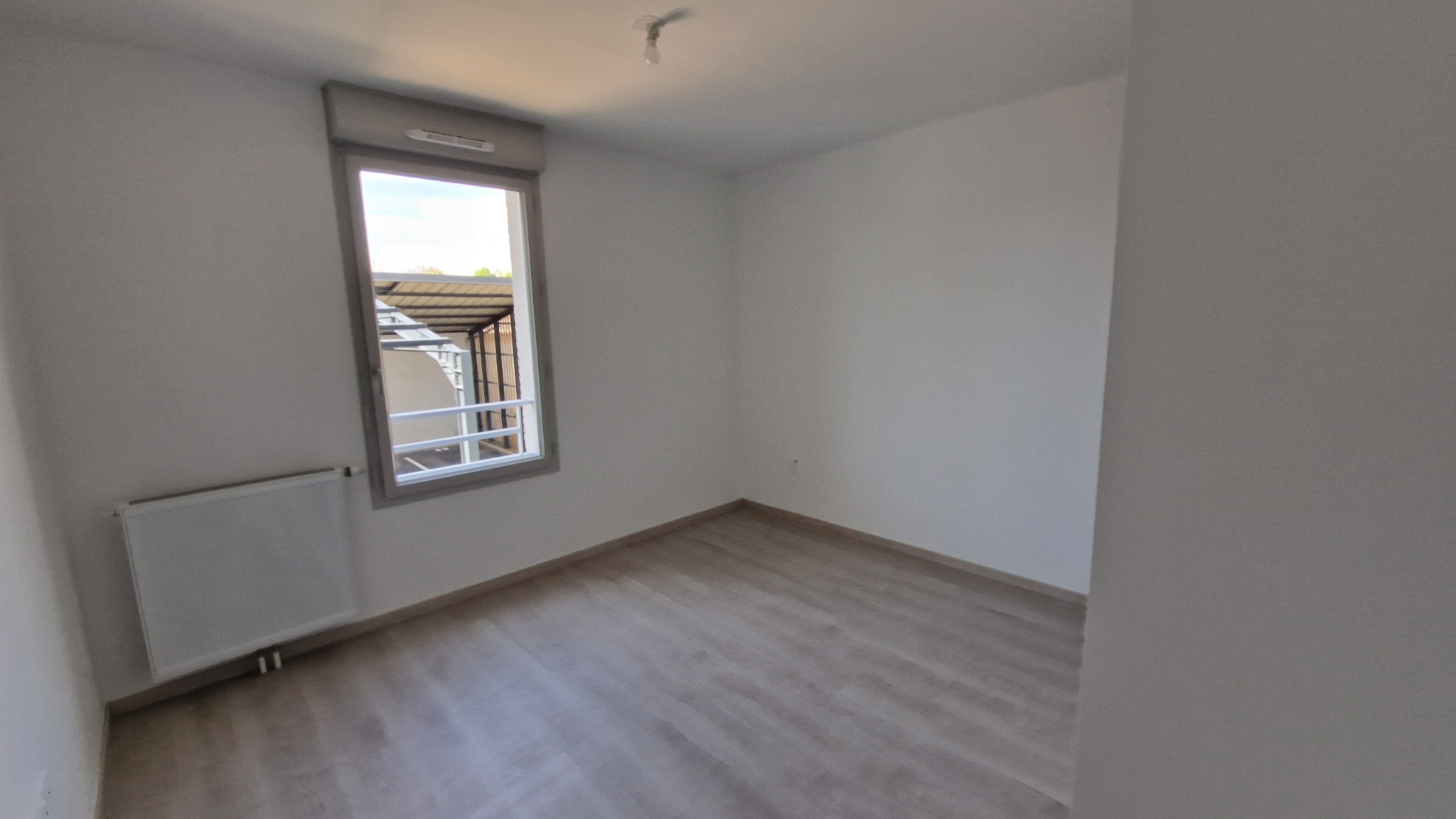 Immo80 – L'immobilier à Amiens et dans la Somme-AMIENS RUE MONTESQUIEU : TRES BEL APPARTEMENT T2 avec parking dans résidence NEUVE ET SECURISEE