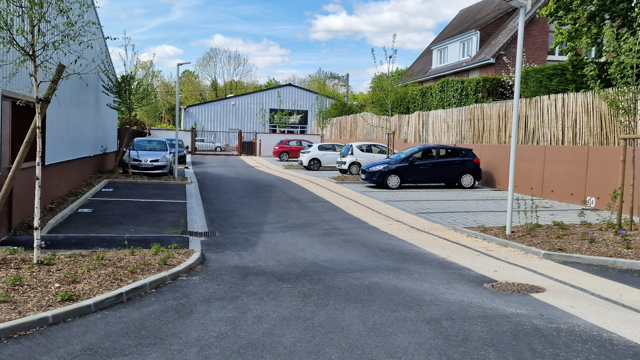 Immo80 – L'immobilier à Amiens et dans la Somme-AMIENS RUE MONTESQUIEU : TRES BEL APPARTEMENT T2 avec parking dans résidence NEUVE ET SECURISEE