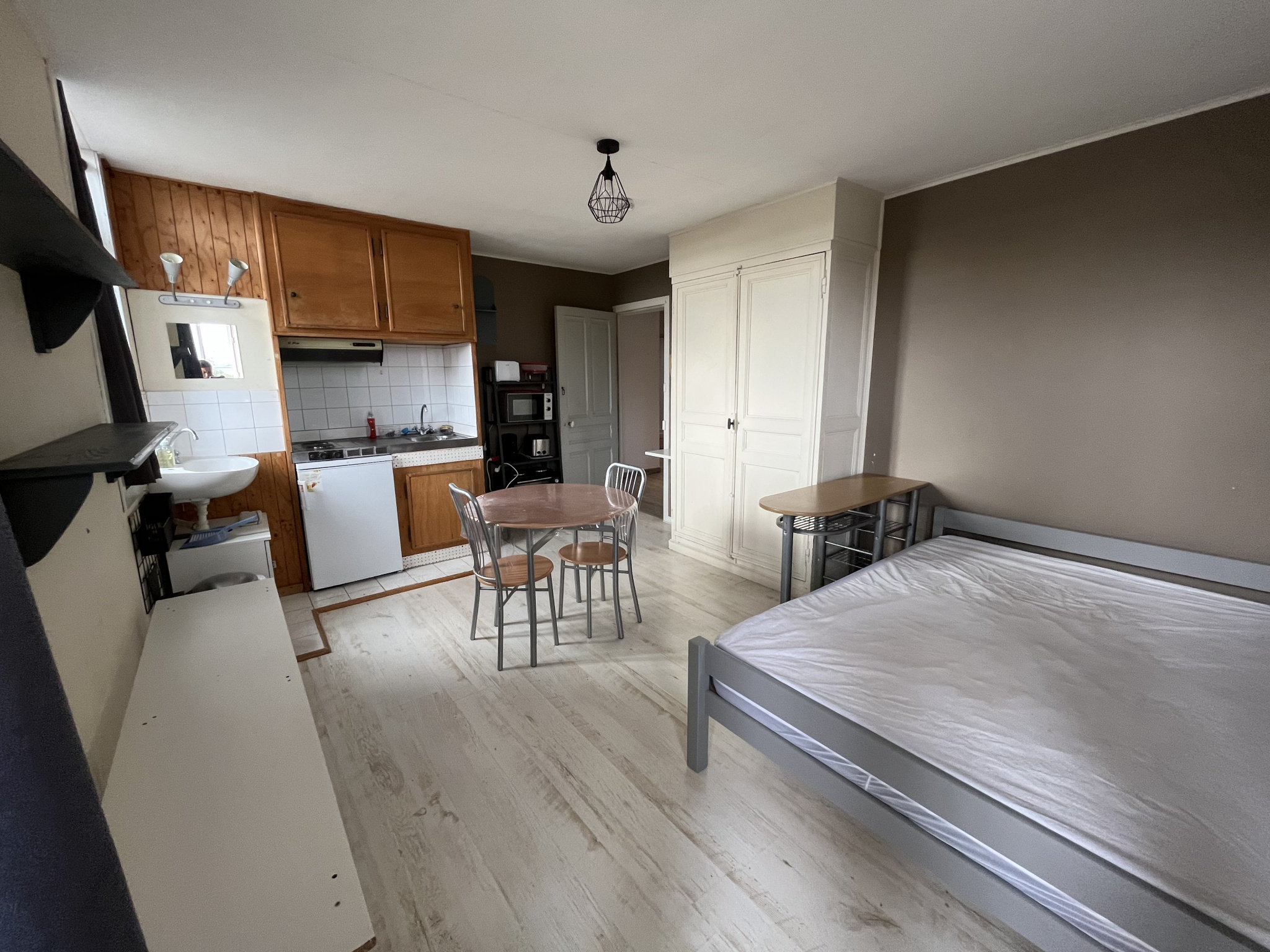 Immo80 – L'immobilier à Amiens et dans la Somme-AMIENS SUD – PROCHE DES FACS SUD ET CAMPUS SUD : CHAMBRE IDEAL ETUDIANT(E)