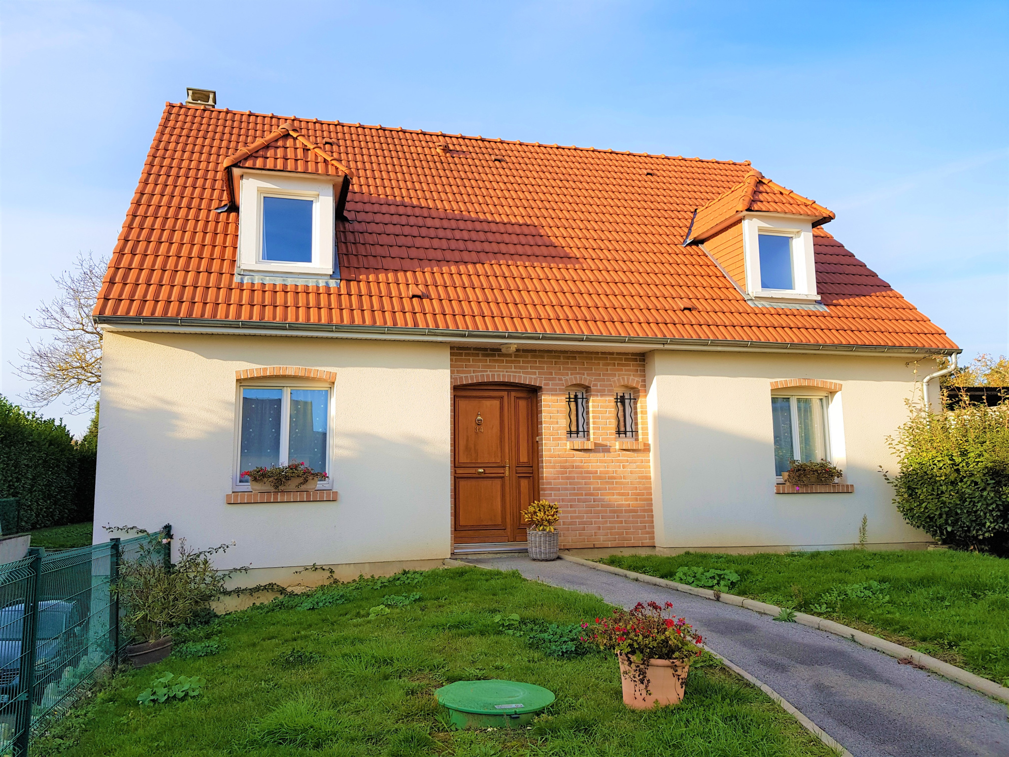 Immo80 – L'immobilier à Amiens et dans la Somme-SUPERBE PAVILLON INDIVIDUEL T5 sur sous-sol et beau jardin