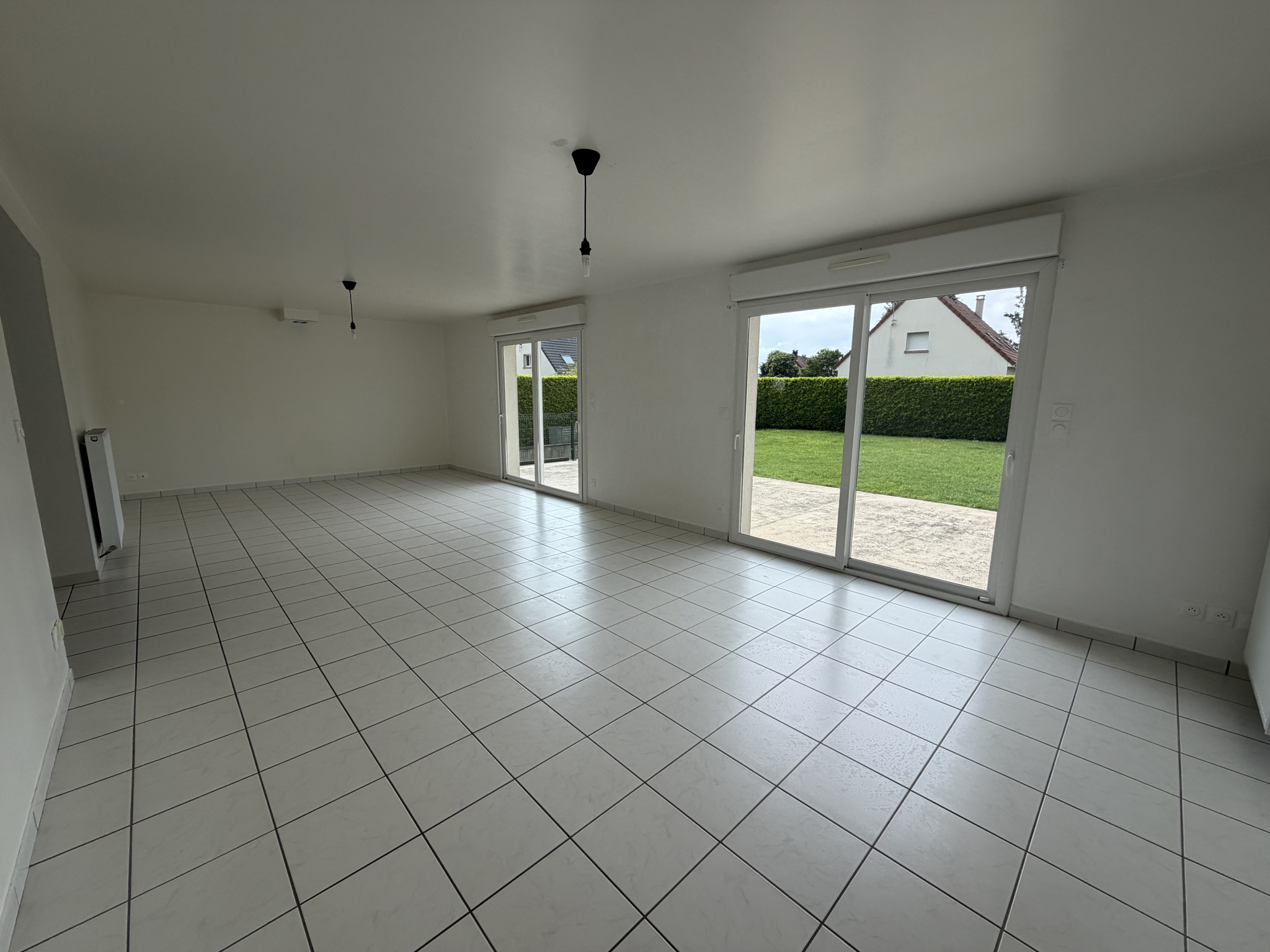 Immo80 – L'immobilier à Amiens et dans la Somme-SUPERBE PAVILLON INDIVIDUEL T5 sur sous-sol et beau jardin