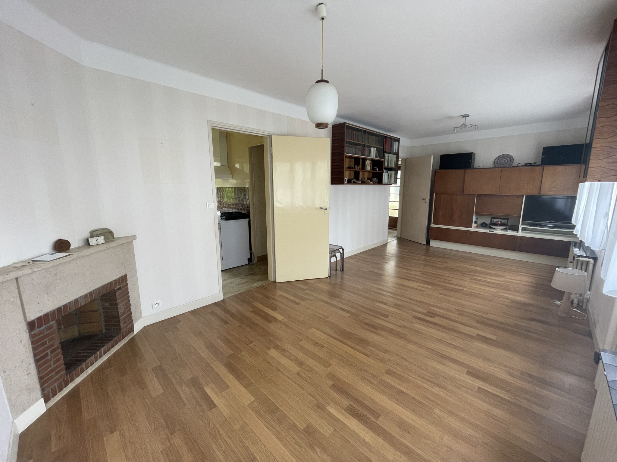 Immo80 – L'immobilier à Amiens et dans la Somme-QUARTIER ST PIERRE : MAISON 5 PIECES AVEC JARDIN GARAGE ET CAVE