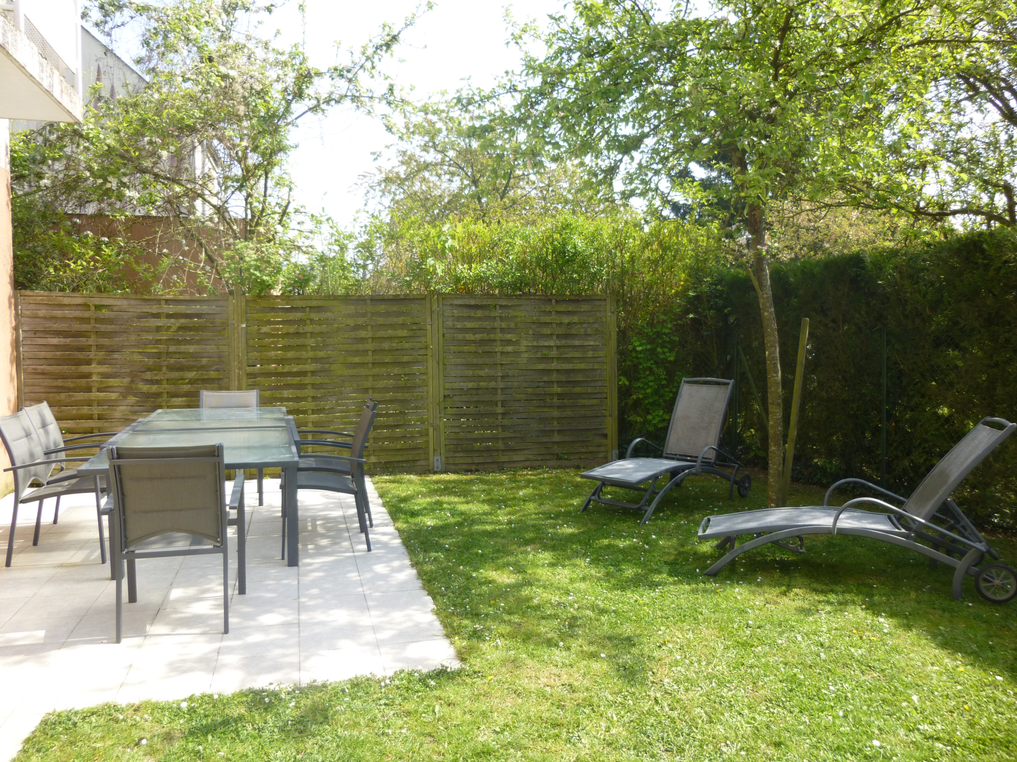 Immo80 – L'immobilier à Amiens et dans la Somme-AMIENS SUD – RUE JEAN MOULIN : PAVILLON INDIVIDUEL T5 avec garage et jardin dans petite copropriété