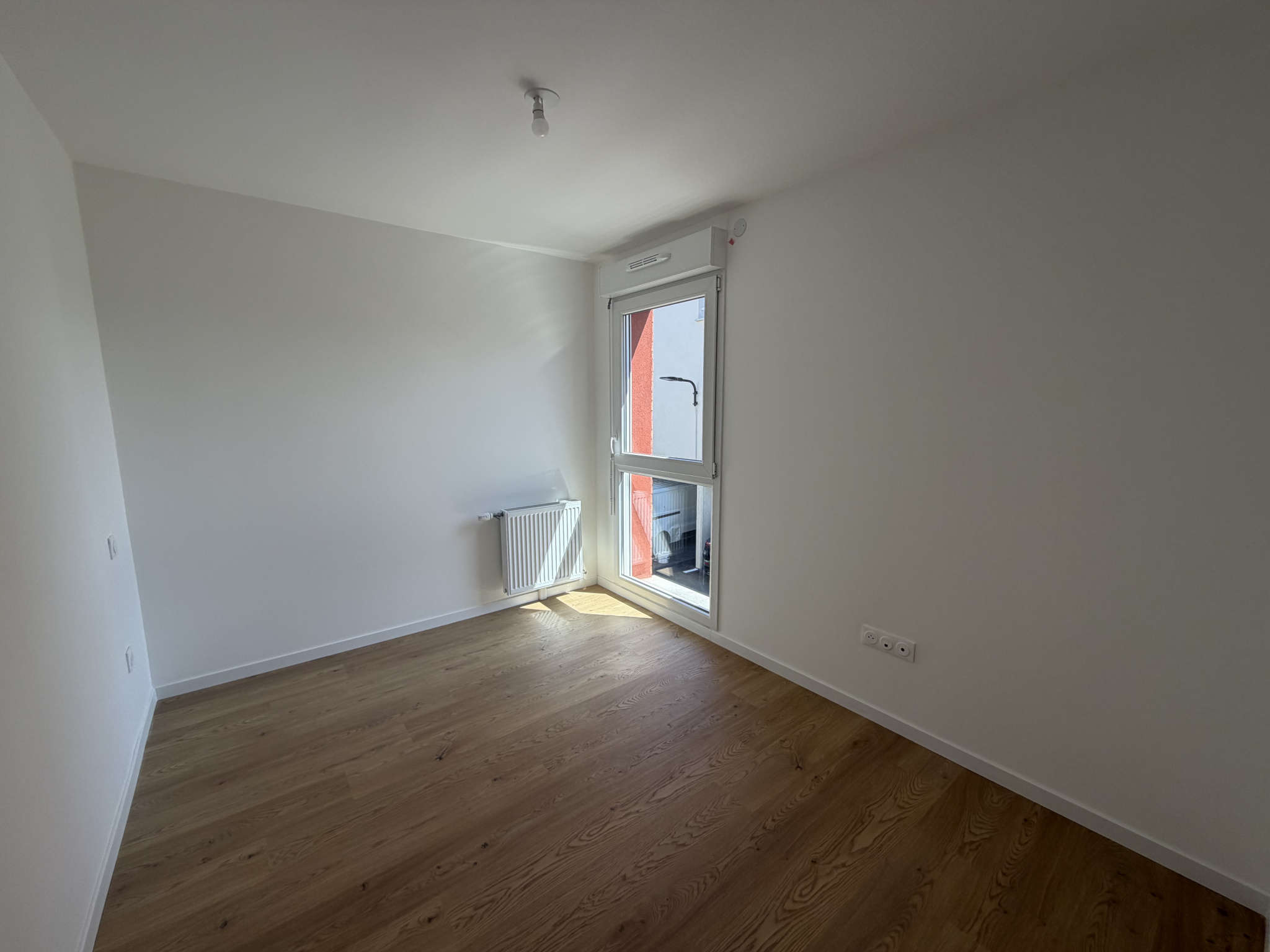 Immo80 – L'immobilier à Amiens et dans la Somme-AMIENS SUD – route de Rouen : BEL APPARTEMENT T2 NEUF avec balcon et parking dans résidence sécurisée