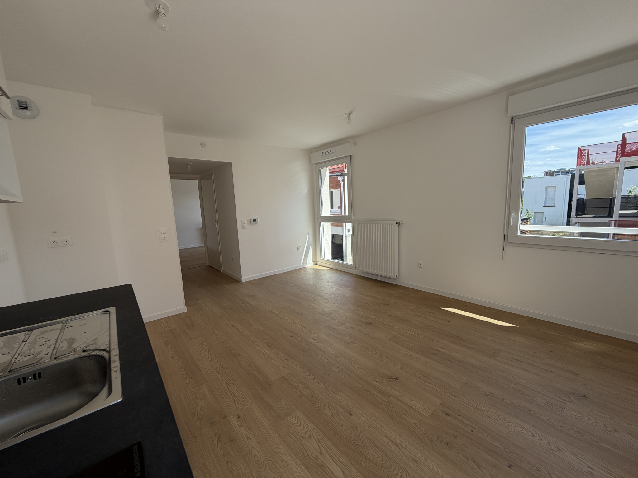 Immo80 – L'immobilier à Amiens et dans la Somme-AMIENS SUD – route de Rouen : BEL APPARTEMENT T2 NEUF avec balcon et parking dans résidence sécurisée