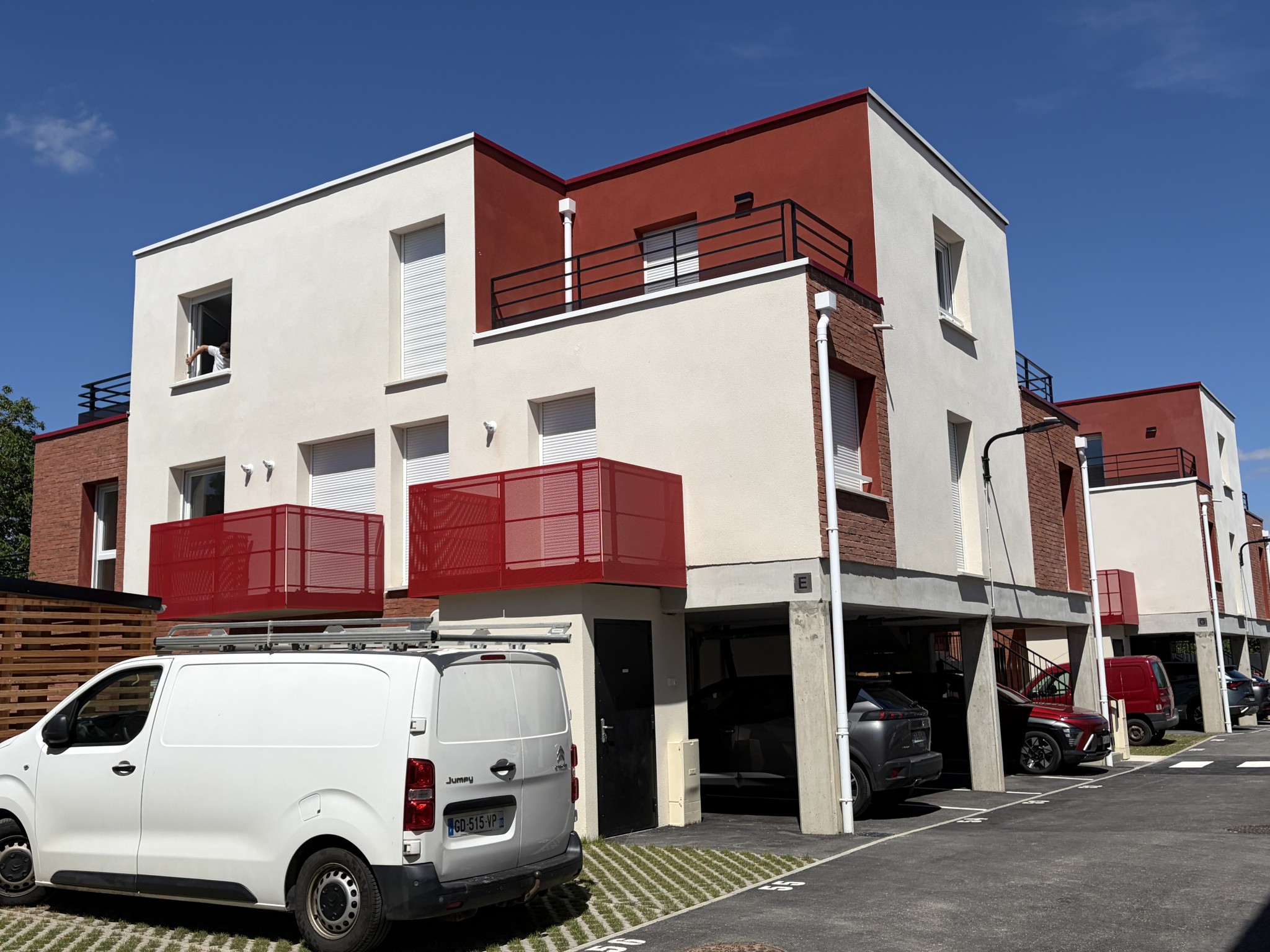 Immo80 – L'immobilier à Amiens et dans la Somme-AMIENS SUD – route de Rouen : BEL APPARTEMENT T2 NEUF avec balcon et parking dans résidence sécurisée