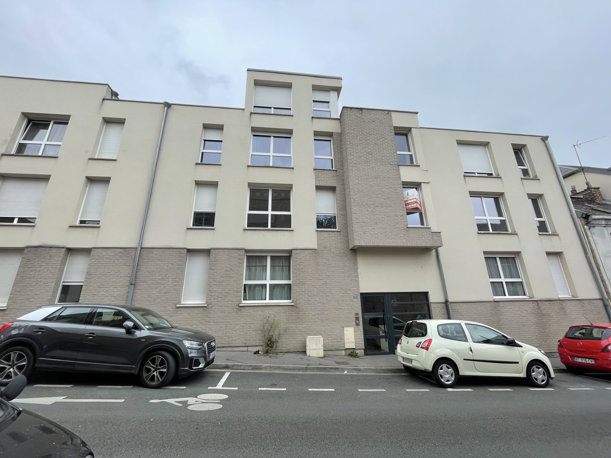 Immo80 – L'immobilier à Amiens et dans la Somme-AMIENS – secteur ESIEE – ESAD et FAC Citadelle : BEL APPARTEMENT T2 avec parking en sous-sol