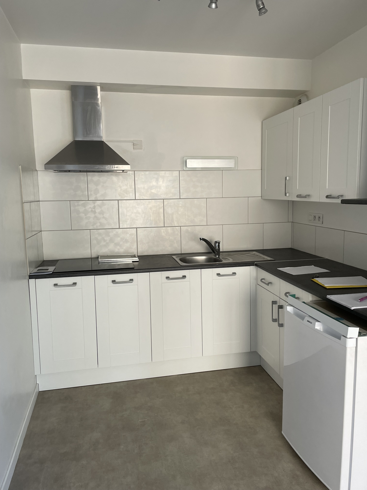 Immo80 – L'immobilier à Amiens et dans la Somme-AMIENS – secteur ESIEE – ESAD et FAC Citadelle : BEL APPARTEMENT T2 avec parking en sous-sol
