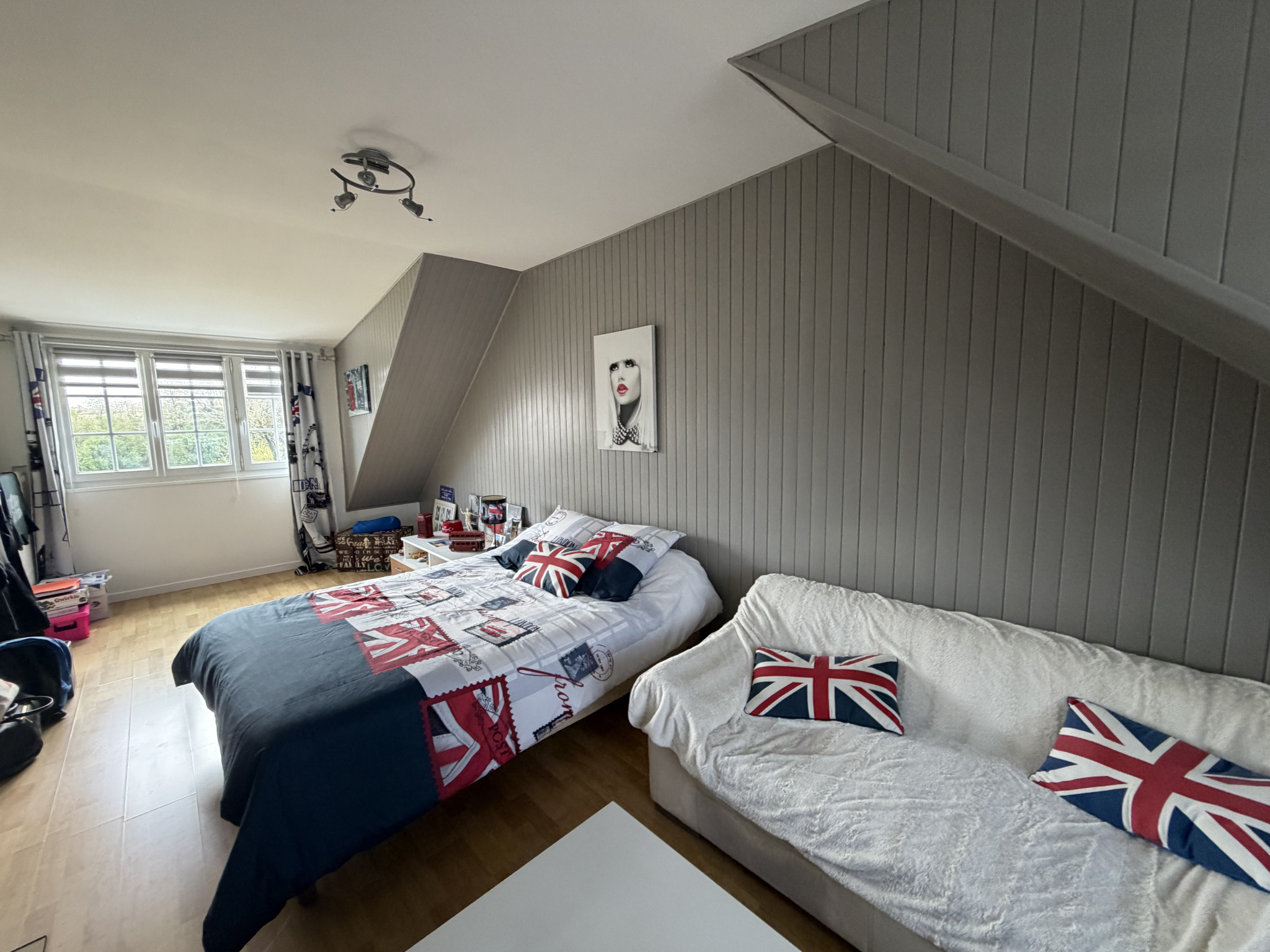 Immo80 – L'immobilier à Amiens et dans la Somme-AILLY SUR SOMME  : JOLI PAVILLON jumelé construit sur cave compléète avec garage et jardin