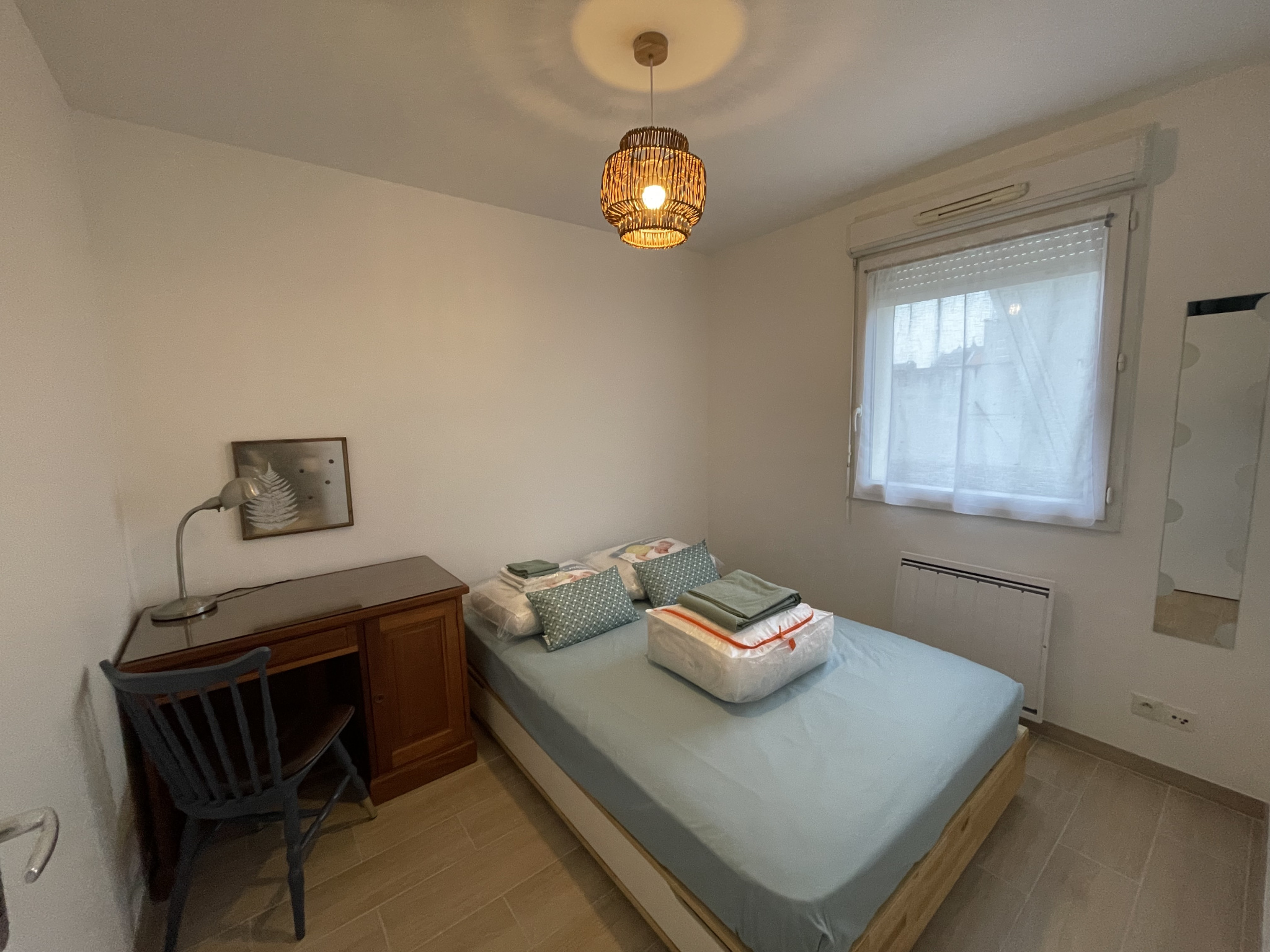 Immo80 – L'immobilier à Amiens et dans la Somme-AMIENS ST PIERRE – rue Léon Dupontreué – résidence Pierre et Marie Curie : APPARTEMENT T2 MEUBLE