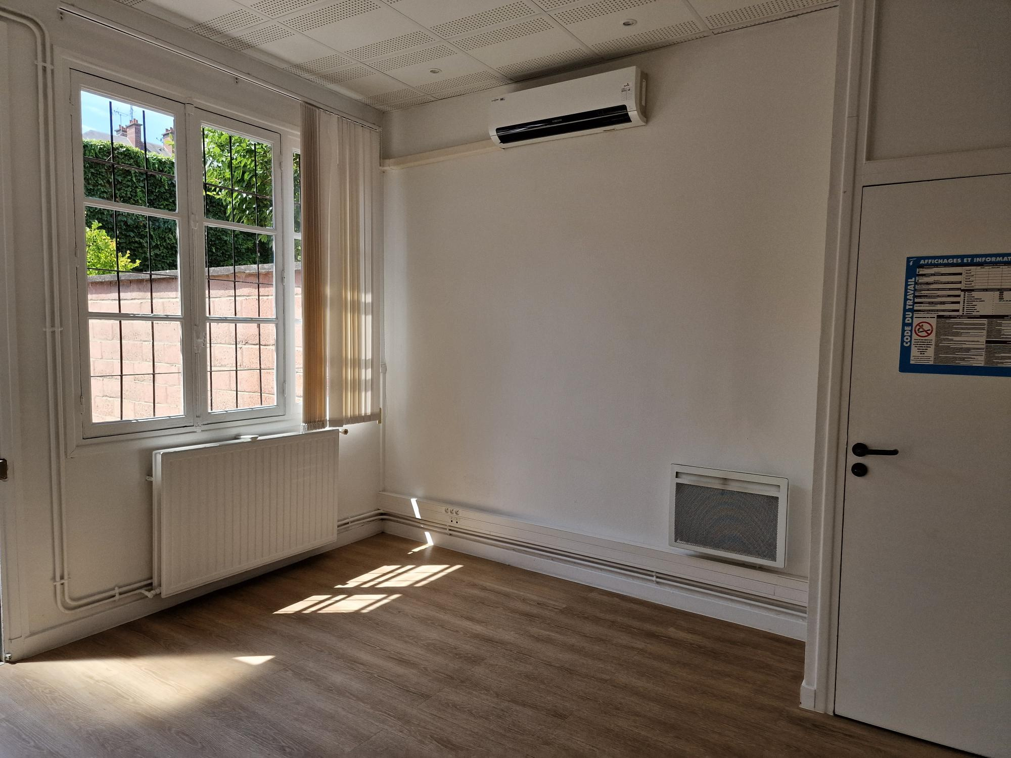Immo80 – L'immobilier à Amiens et dans la Somme-AMIENS CENTRE VILLE : LOCAL COMMERCIAL OU BUREAUX