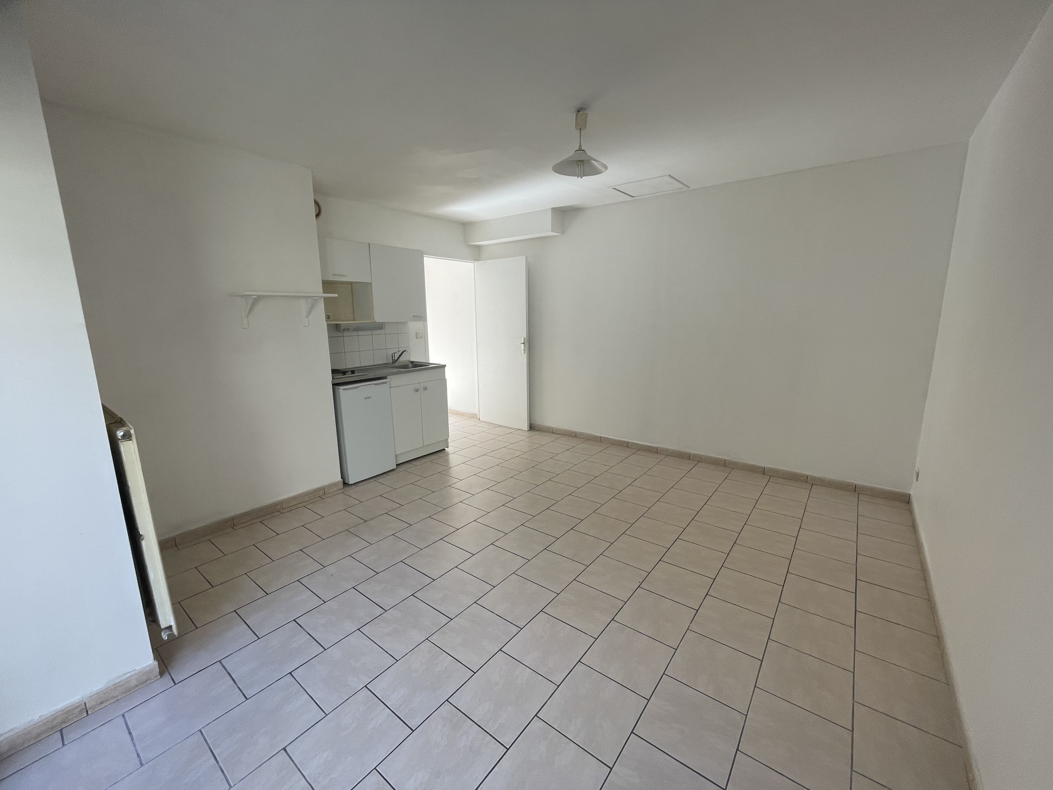Immo80 – L'immobilier à Amiens et dans la Somme-AMIENS QUARTIER SAINTE ANNE – SECTEUR GARE : STUDIO pour étudiant(e)
