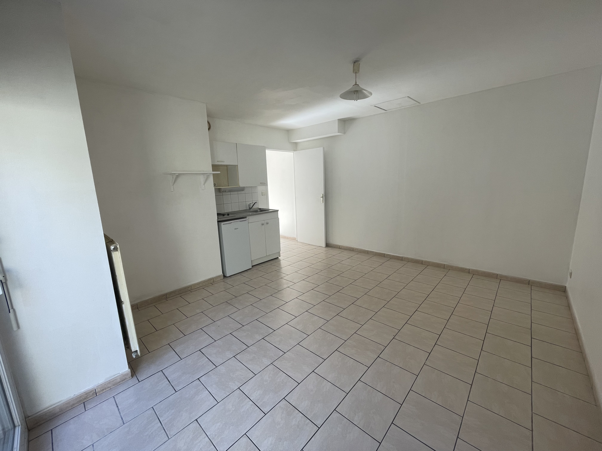 Immo80 – L'immobilier à Amiens et dans la Somme-AMIENS QUARTIER SAINTE ANNE – SECTEUR GARE : STUDIO pour étudiant(e)
