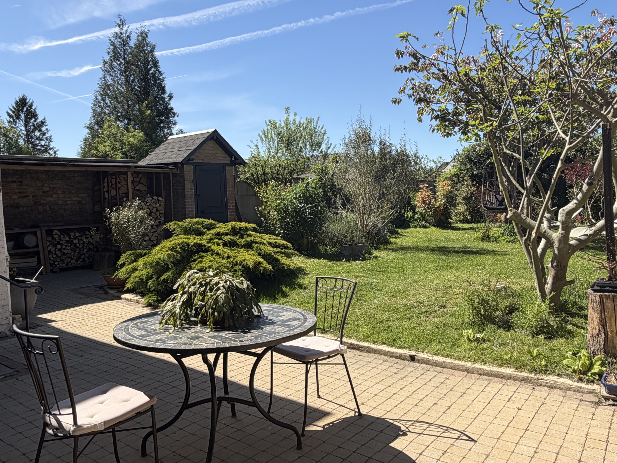 Immo80 – L'immobilier à Amiens et dans la Somme-EN EXCLUSIVITE sur la commune de FLIXECOURT : SUPERBE MAISON DE MAITRE de 150 m2 avec beau jardin arboré