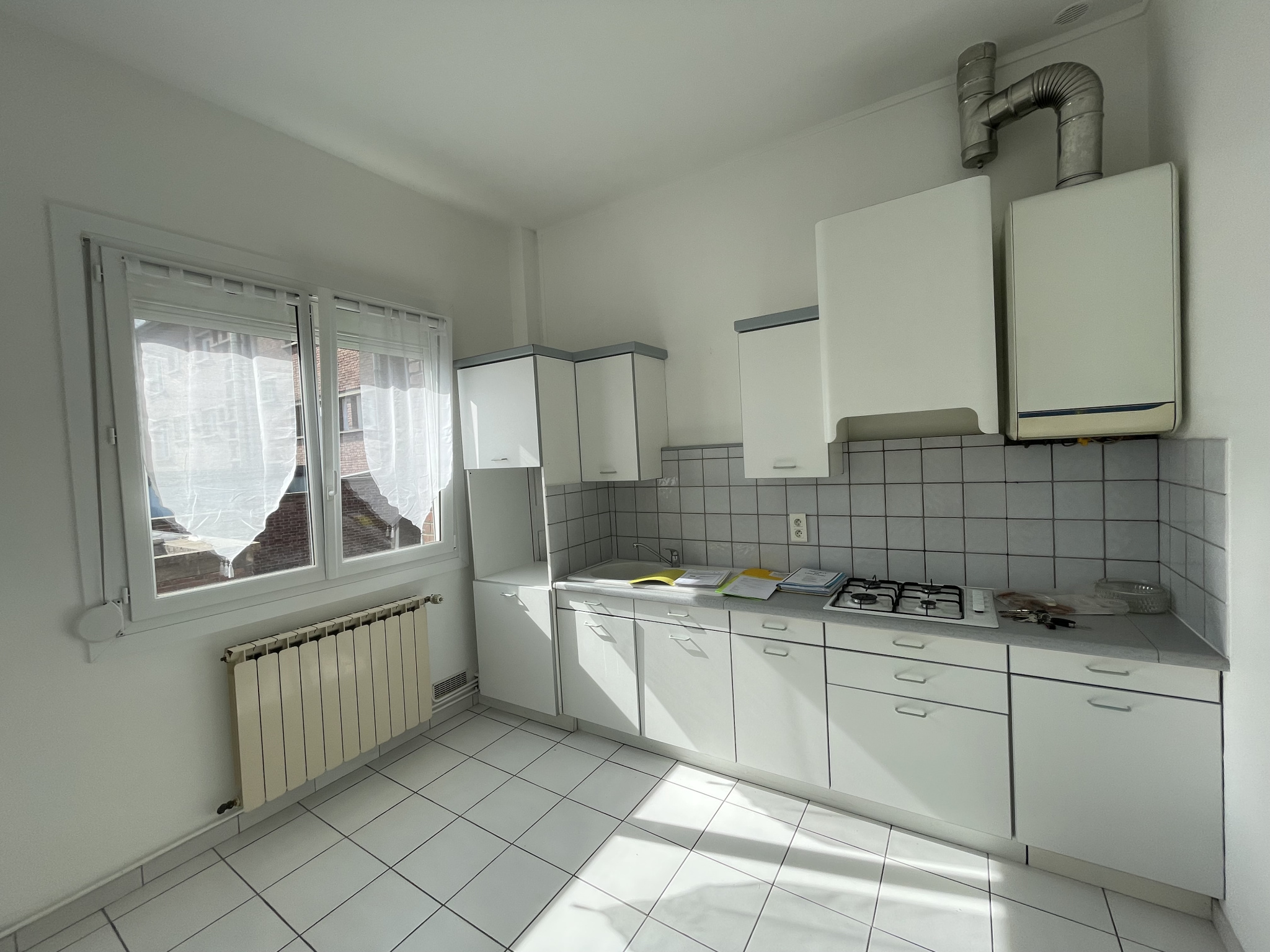 Immo80 – L'immobilier à Amiens et dans la Somme-AMIENS CENTRE VILLE  : BEL APPARTEMENT T2 DE 46 m2 dans petite copropriété