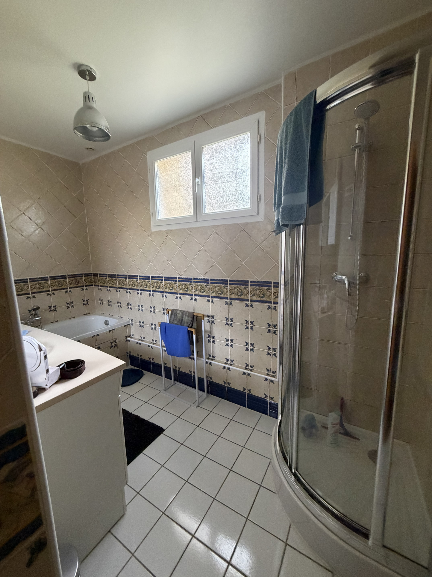 Immo80 – L'immobilier à Amiens et dans la Somme-SAVEUSE : PROPRIETE AVEC 3 GARAGES et TERRAIN