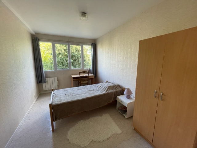 Immo80 – L'immobilier à Amiens et dans la Somme-AMIENS  SAINT PIERRE :APPARTEMENT T4 MEUBLE