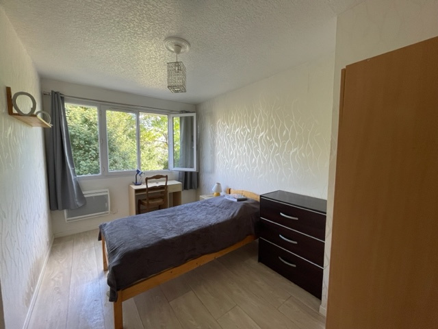 Immo80 – L'immobilier à Amiens et dans la Somme-AMIENS  SAINT PIERRE :APPARTEMENT T4 MEUBLE