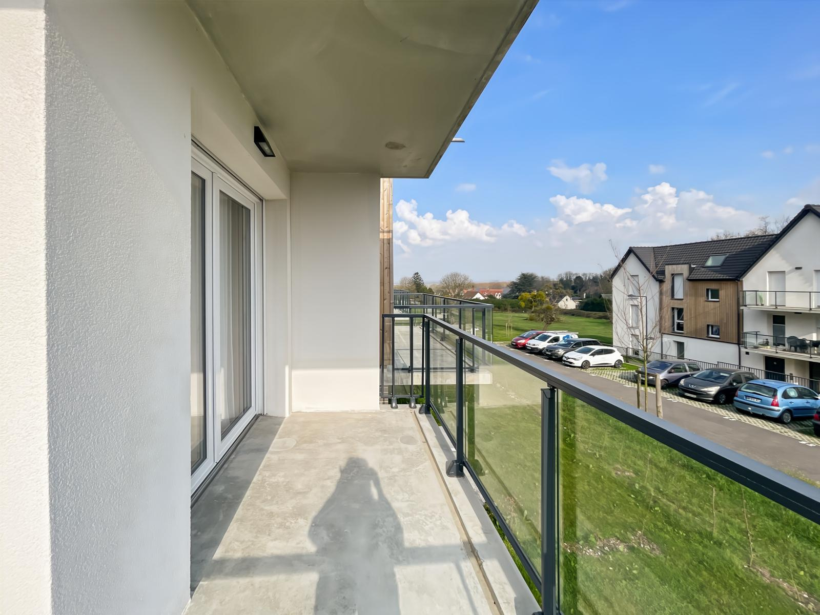 Immo80 – L'immobilier à Amiens et dans la Somme-PRODUIT EXCEPTIONNEL à SAINT VALERY SUR SOMME : APPARTEMENT T3 AVEC 2 GARAGES