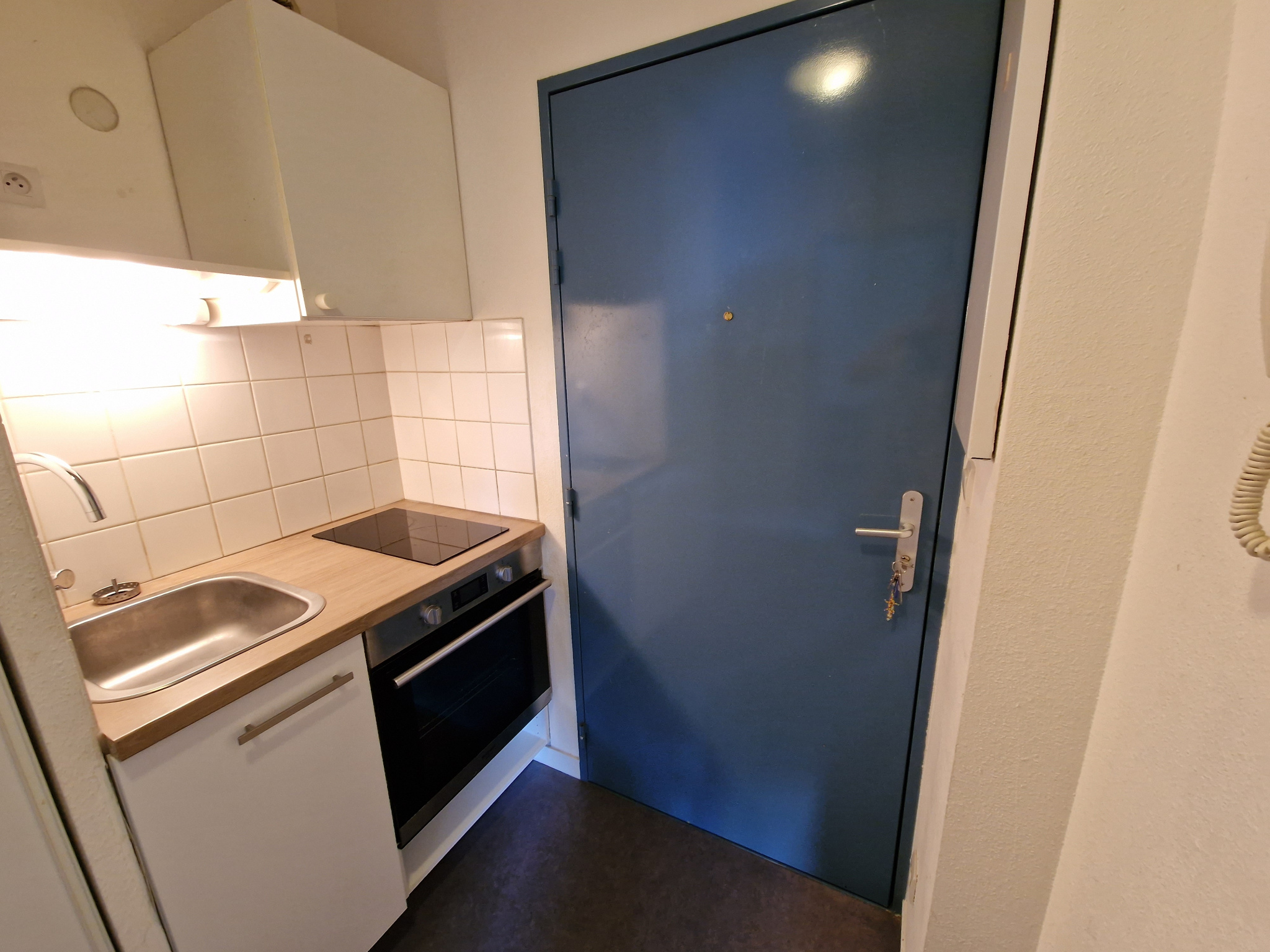 Immo80 – L'immobilier à Amiens et dans la Somme-F2 MEUBLE avec parking, Fac Citadelle et Facs d&rsquo;Arts