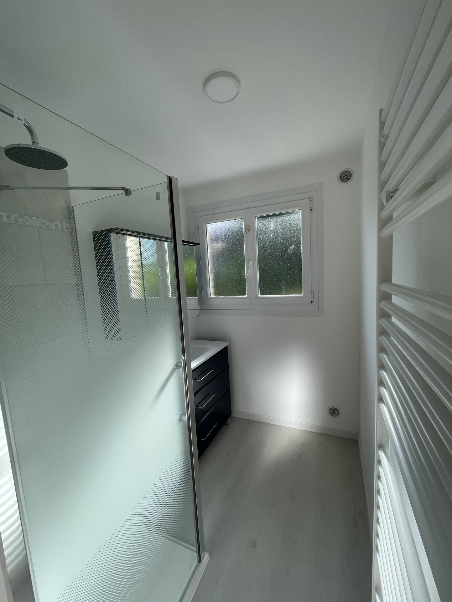 Immo80 – L'immobilier à Amiens et dans la Somme-BERTANGLES : JOLI PAVILLON INDIVIDUEL DE PLAIN-PIED SUR SOUS-SOL COMPLET