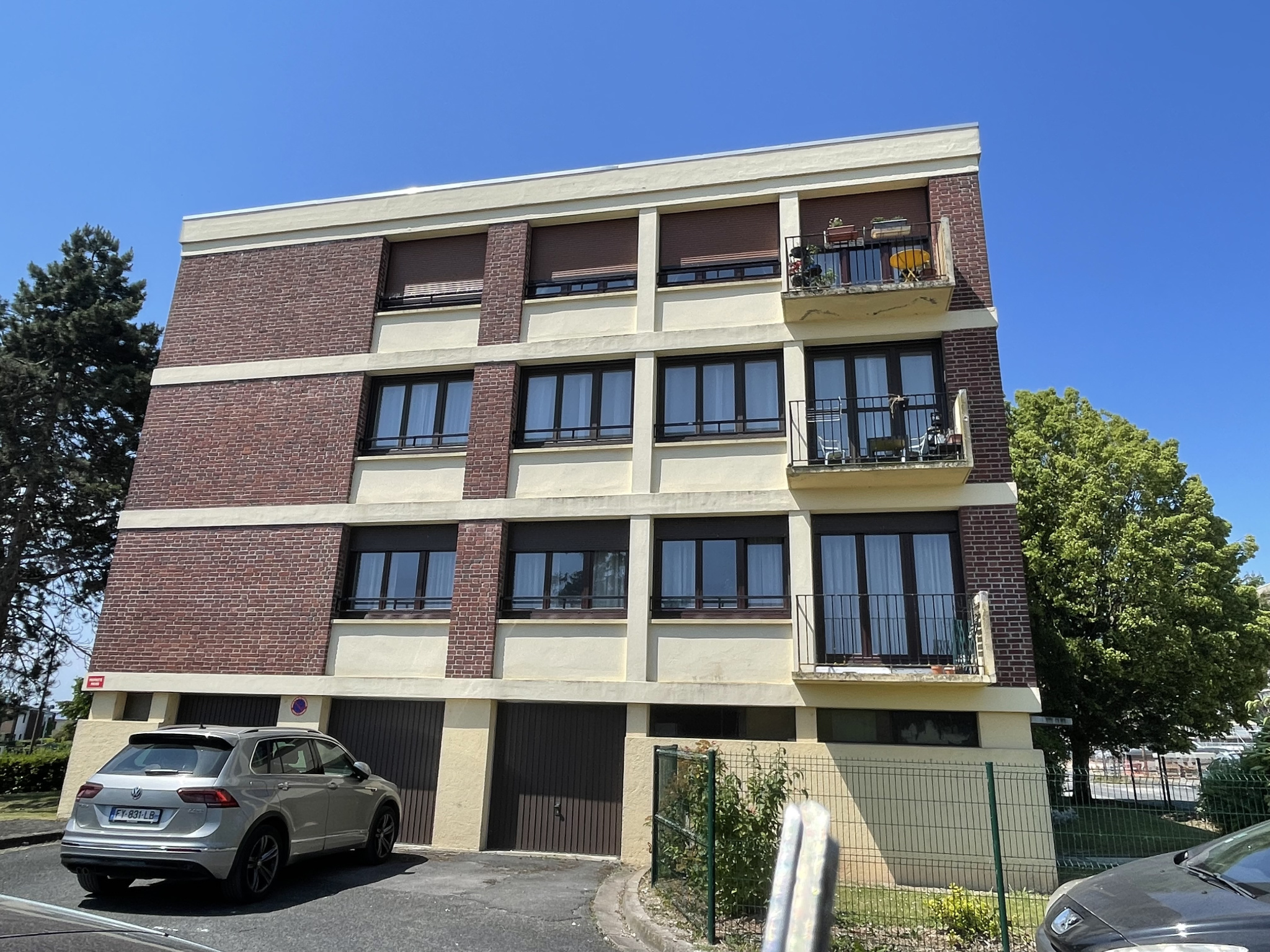Immo80 – L'immobilier à Amiens et dans la Somme-AMIENS ST PIERRE  – PARC RENE COTY : TRES BEL APPARTEMENT T4 avec GARAGE ET CELLIER