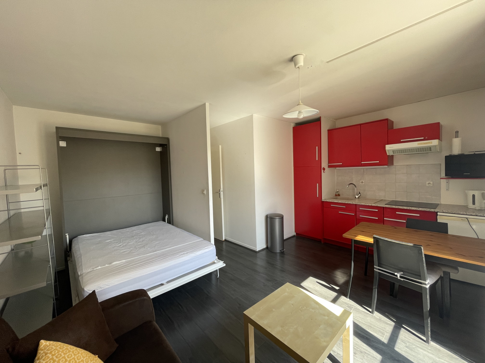 Immo80 – L'immobilier à Amiens et dans la Somme-AMIENS ST PIERRE – rue Eloi Morel : APPARTEMENT T1 MEUBLE de 29,73 m2 avec parking et petit...