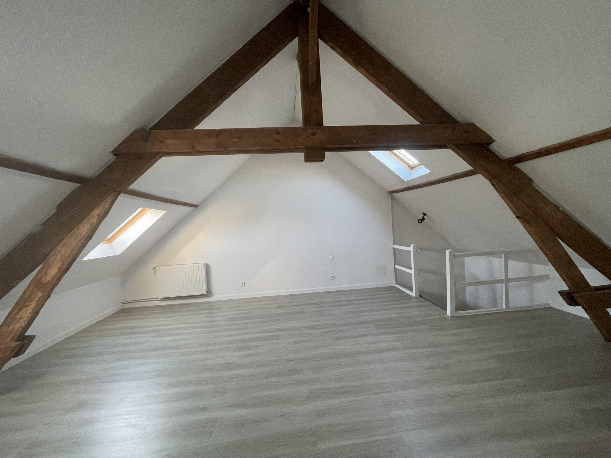 Immo80 – L'immobilier à Amiens et dans la Somme-AMIENS SECTEUR BOULEVARD DE BEAUVILLE : AMIENOISE T4 de 101m2 avec cour