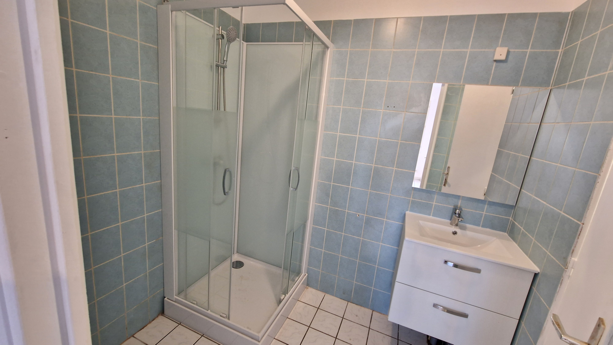 Immo80 – L'immobilier à Amiens et dans la Somme-PONT DE METZ – proche du CHU et CAMPUS SUD : STUDIO refait à neuf
