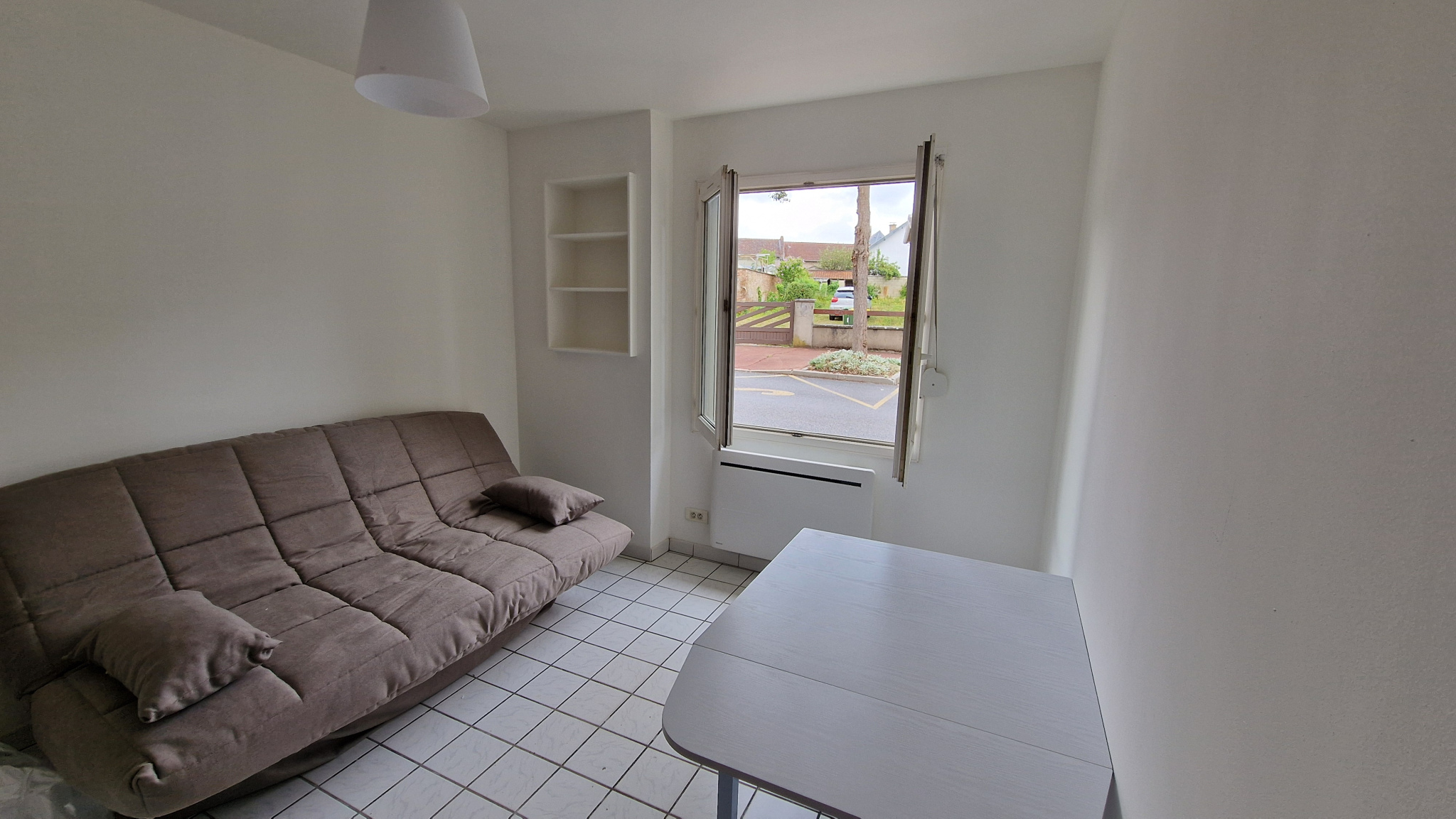 Immo80 – L'immobilier à Amiens et dans la Somme-PONT DE METZ – proche du CHU et CAMPUS SUD : STUDIO refait à neuf