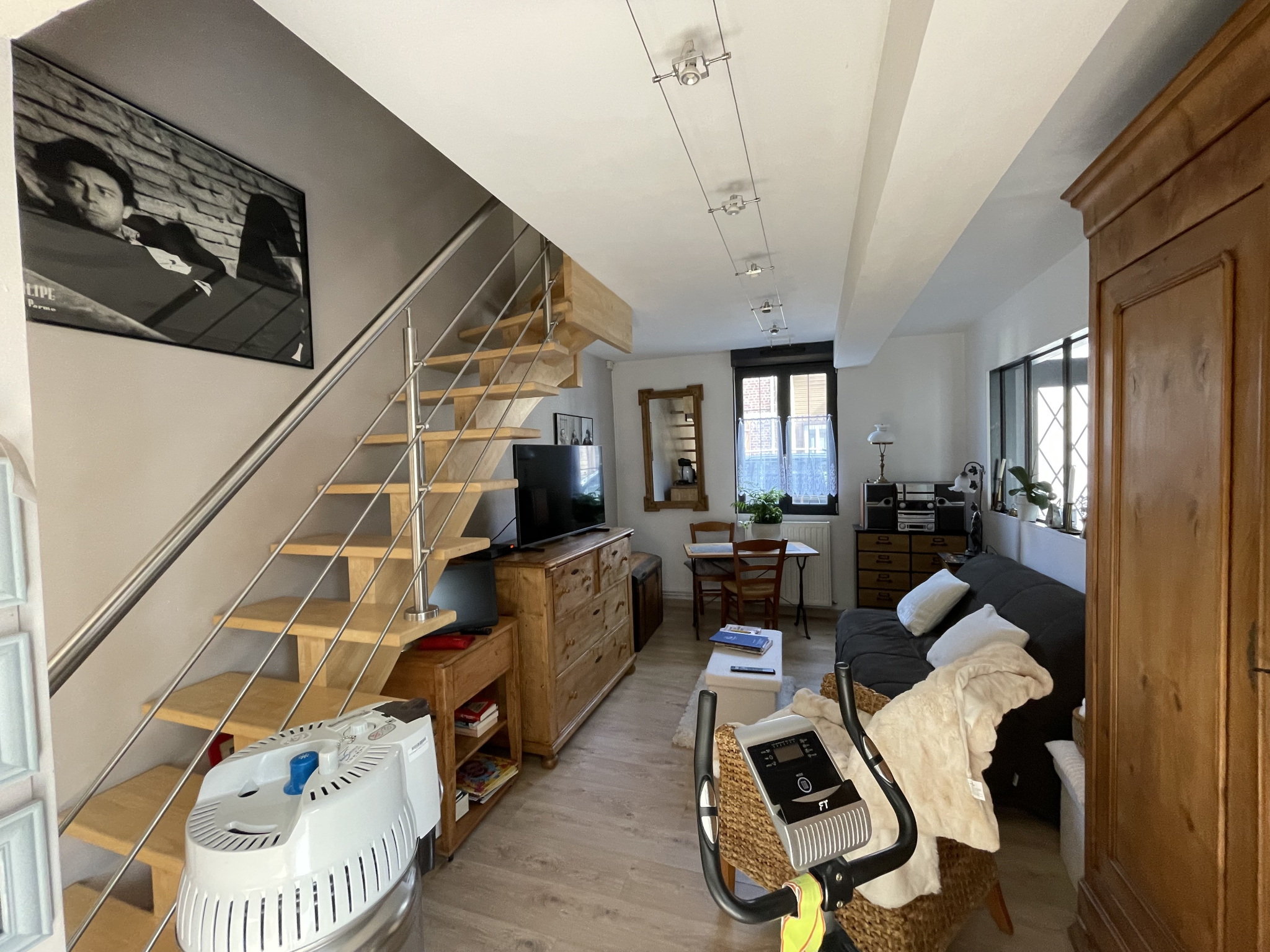 Immo80 – L'immobilier à Amiens et dans la Somme-EN EXCLUSIVITE SUR PICQUIGNY : MAISON T4 avec belle cour