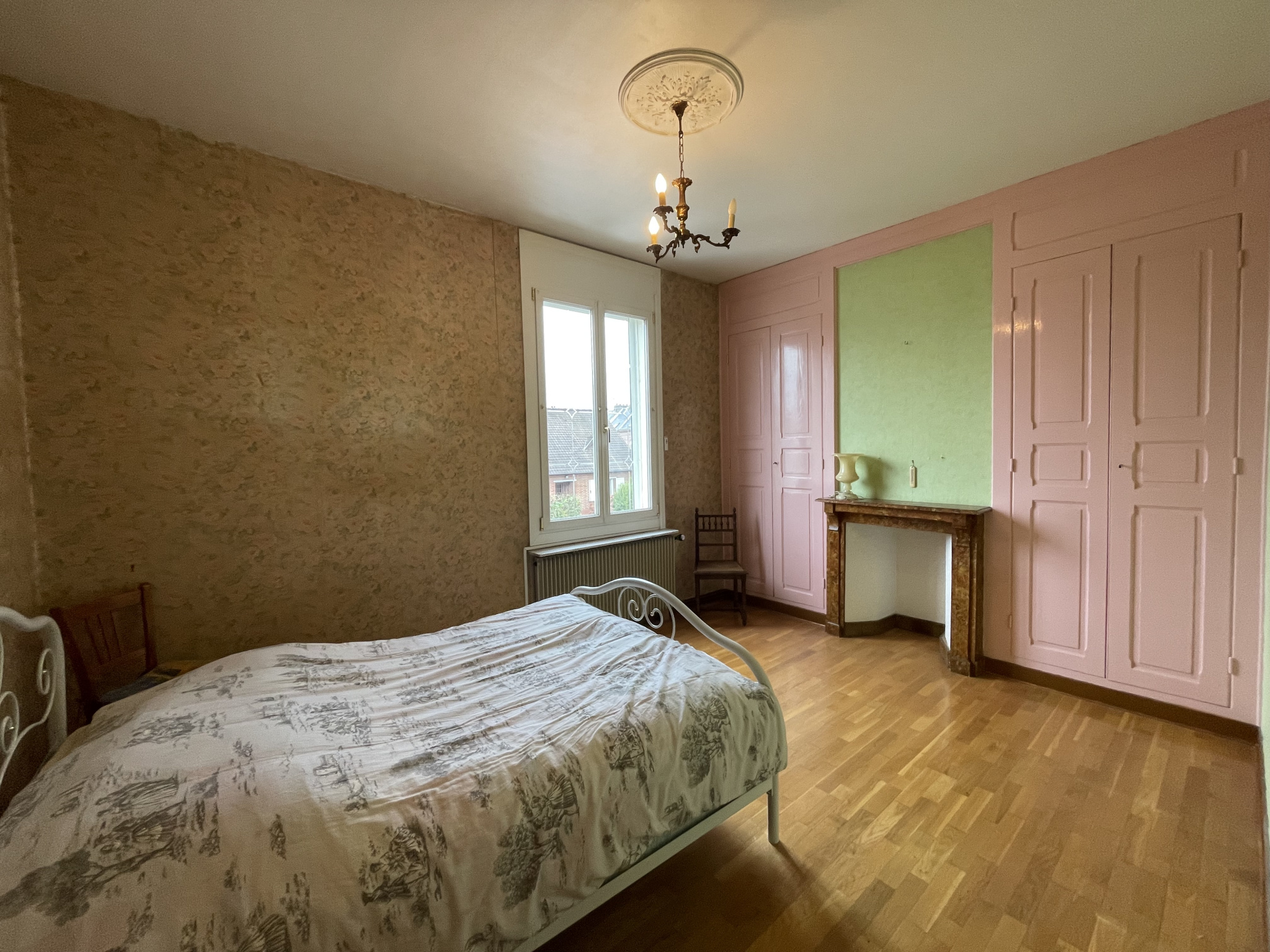 Immo80 – L'immobilier à Amiens et dans la Somme-AMIENS ST PIERRE – secteur BEAUVILLE : belle amiénoise de 90 m2 avec cour