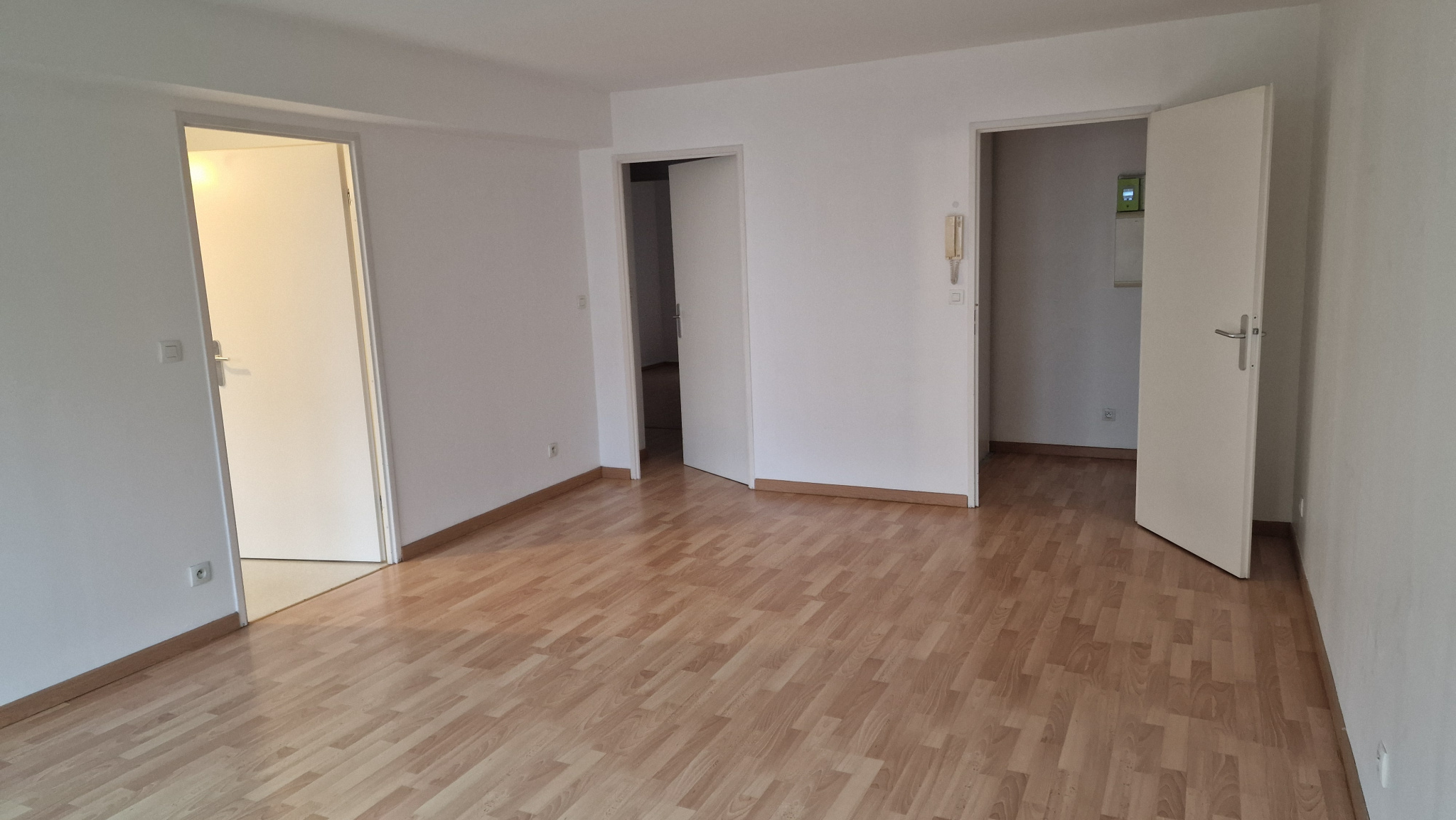 Immo80 – L'immobilier à Amiens et dans la Somme-AMIENS SECTEUR GARE – rue Legrand d’Aussy : BEL APPARTEMENT T3 avec parking en sous-sol dans résidence sécuri