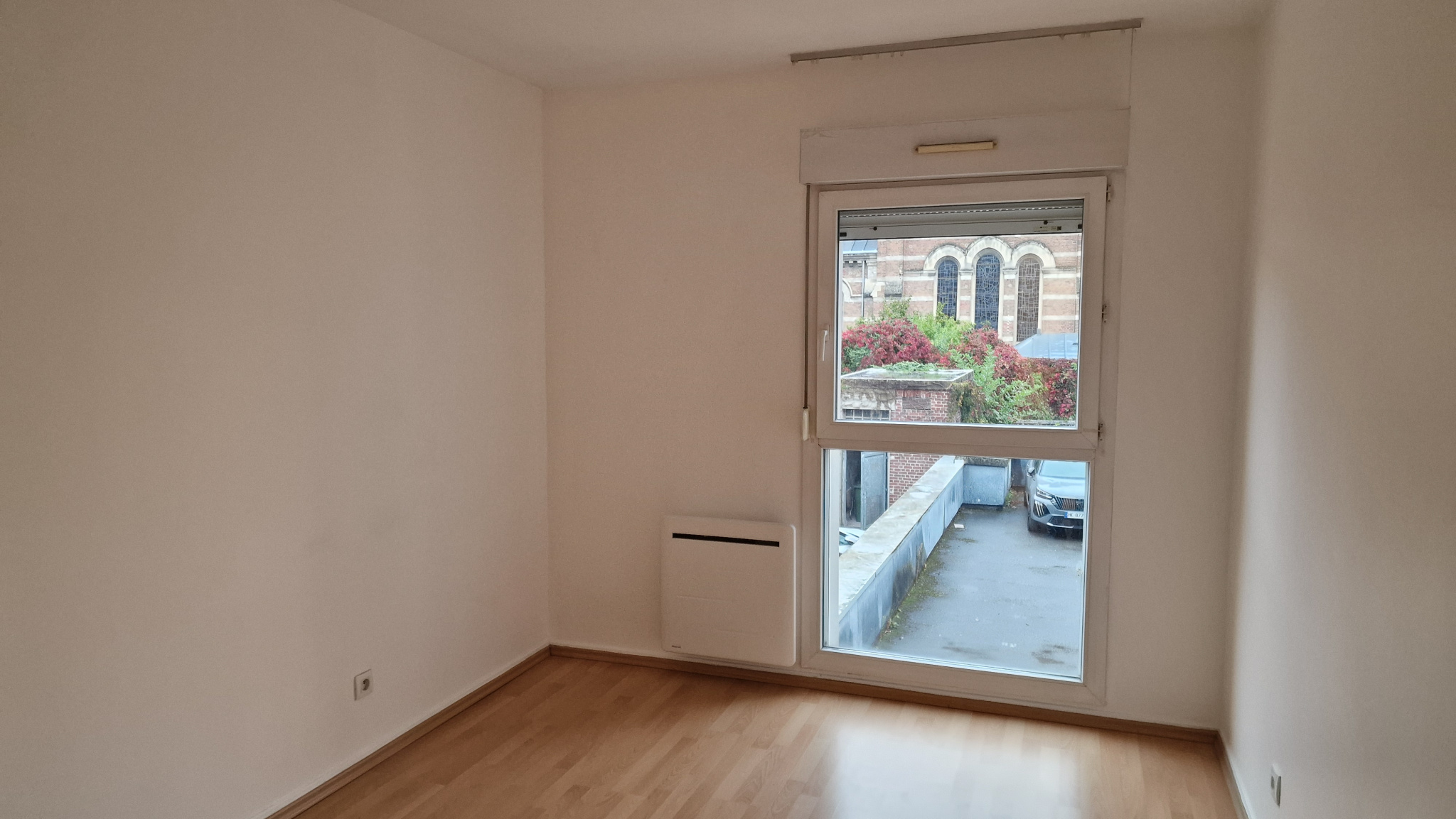 Immo80 – L'immobilier à Amiens et dans la Somme-AMIENS SECTEUR GARE – rue Legrand d’Aussy : BEL APPARTEMENT T3 avec parking en sous-sol dans résidence sécuri