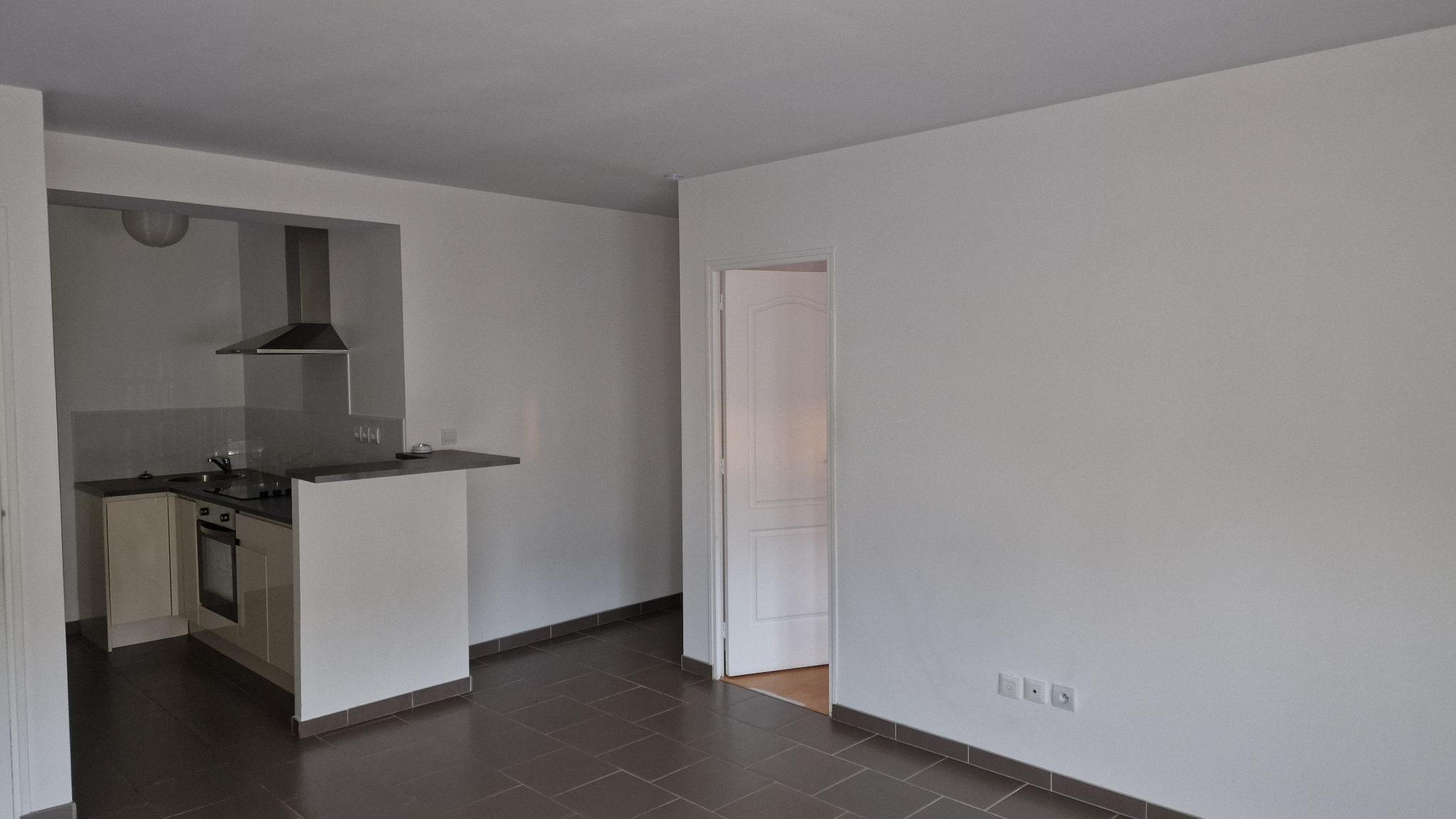 Immo80 – L'immobilier à Amiens et dans la Somme-TRES BEL APPARTEMENT LUMINEUX CENTRE VILLE DE BRAY SUR SOMME