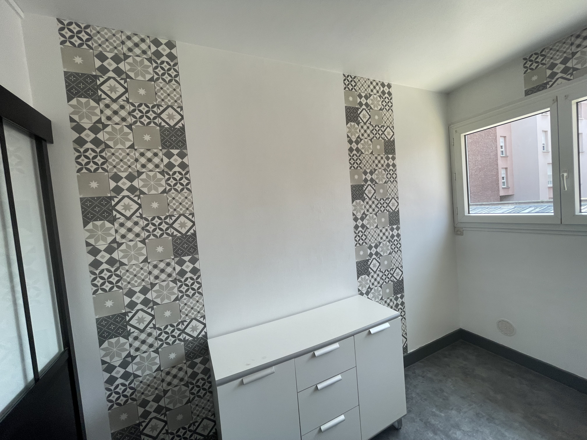 Immo80 – L'immobilier à Amiens et dans la Somme-AMIENS CENTRE VILLE – rue Saint Jacques : APPARTEMENT T2 de 50 m2 avec cave et garage