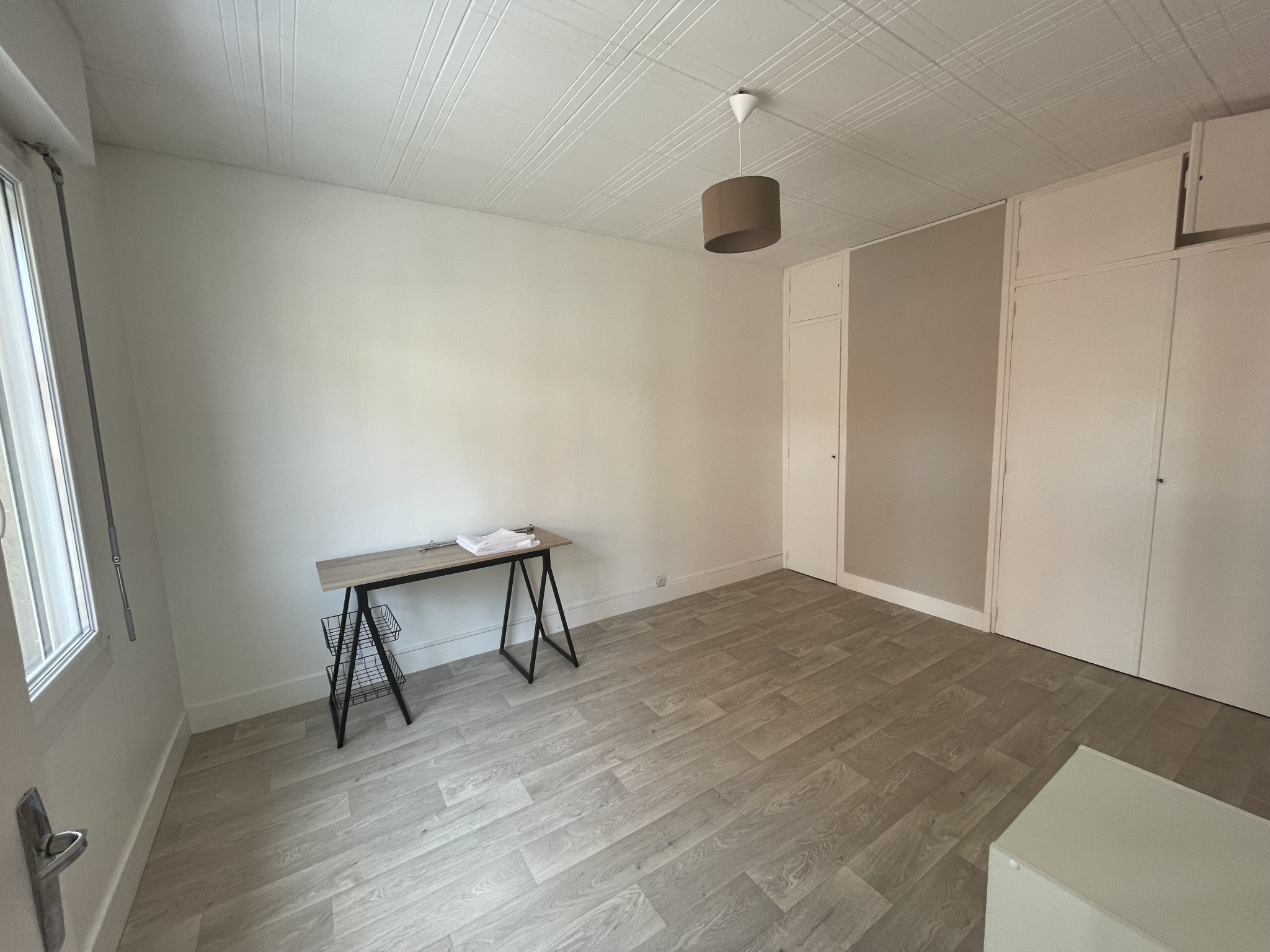 Immo80 – L'immobilier à Amiens et dans la Somme-AMIENS CENTRE VILLE – rue Saint Jacques : APPARTEMENT T2 de 50 m2 avec cave et garage