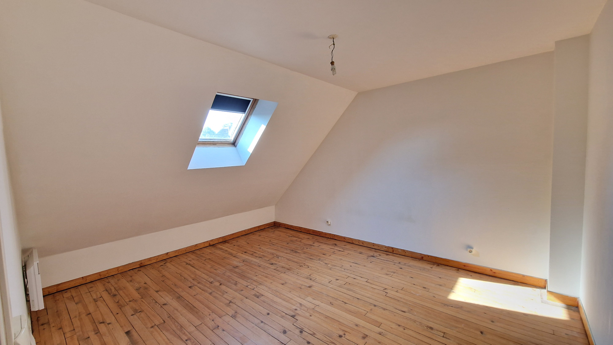 Immo80 – L'immobilier à Amiens et dans la Somme-BRETEUIL – plein centre ville : BEL APPARTEMENT T3