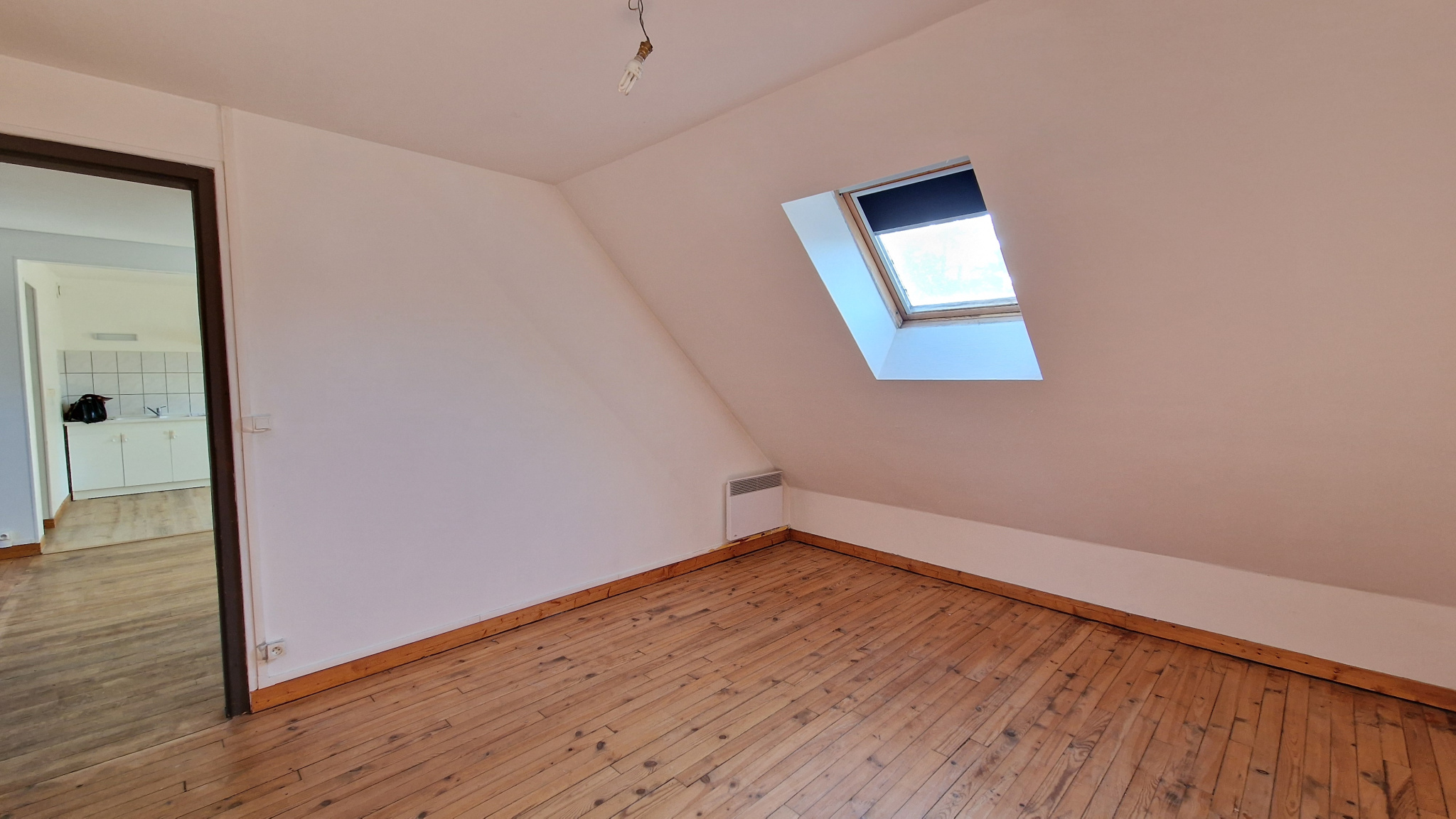 Immo80 – L'immobilier à Amiens et dans la Somme-BRETEUIL – plein centre ville : BEL APPARTEMENT T3