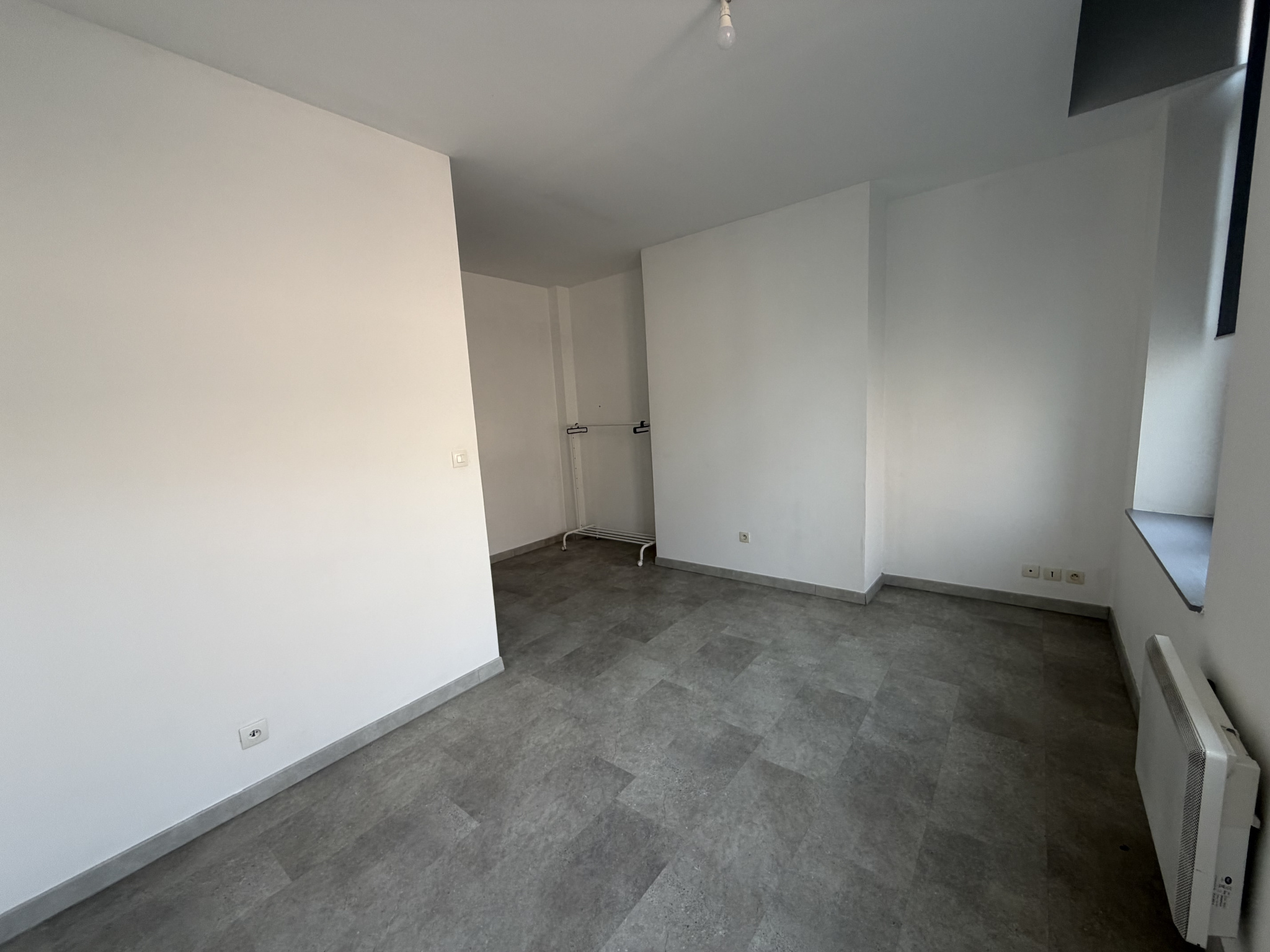 Immo80 – L'immobilier à Amiens et dans la Somme-ABBEVILLE  : BEL APPARTEMENT T1 BIS de 29.75 m2
