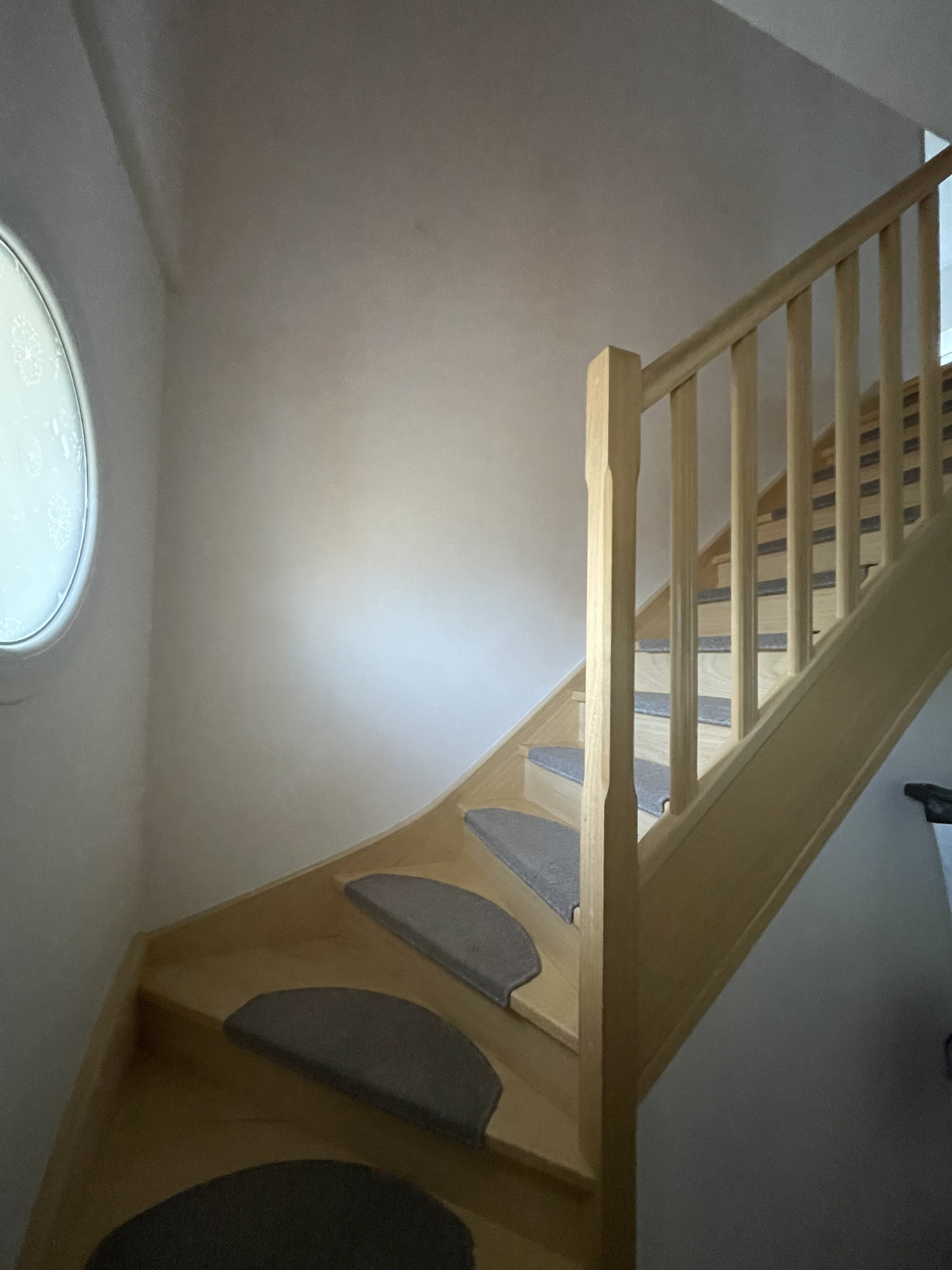 Immo80 – L'immobilier à Amiens et dans la Somme-COMMUNE PROCHE AMIENS – 15 minutes du CHU : TRES JOLI PAVILLON individuel T5 sur sous-sol complet