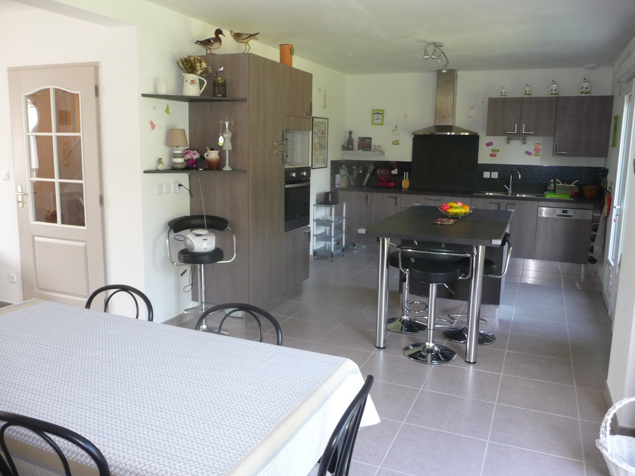 Immo80 – L'immobilier à Amiens et dans la Somme-COMMUNE PROCHE AMIENS – 15 minutes du CHU : TRES JOLI PAVILLON individuel T5 sur sous-sol...