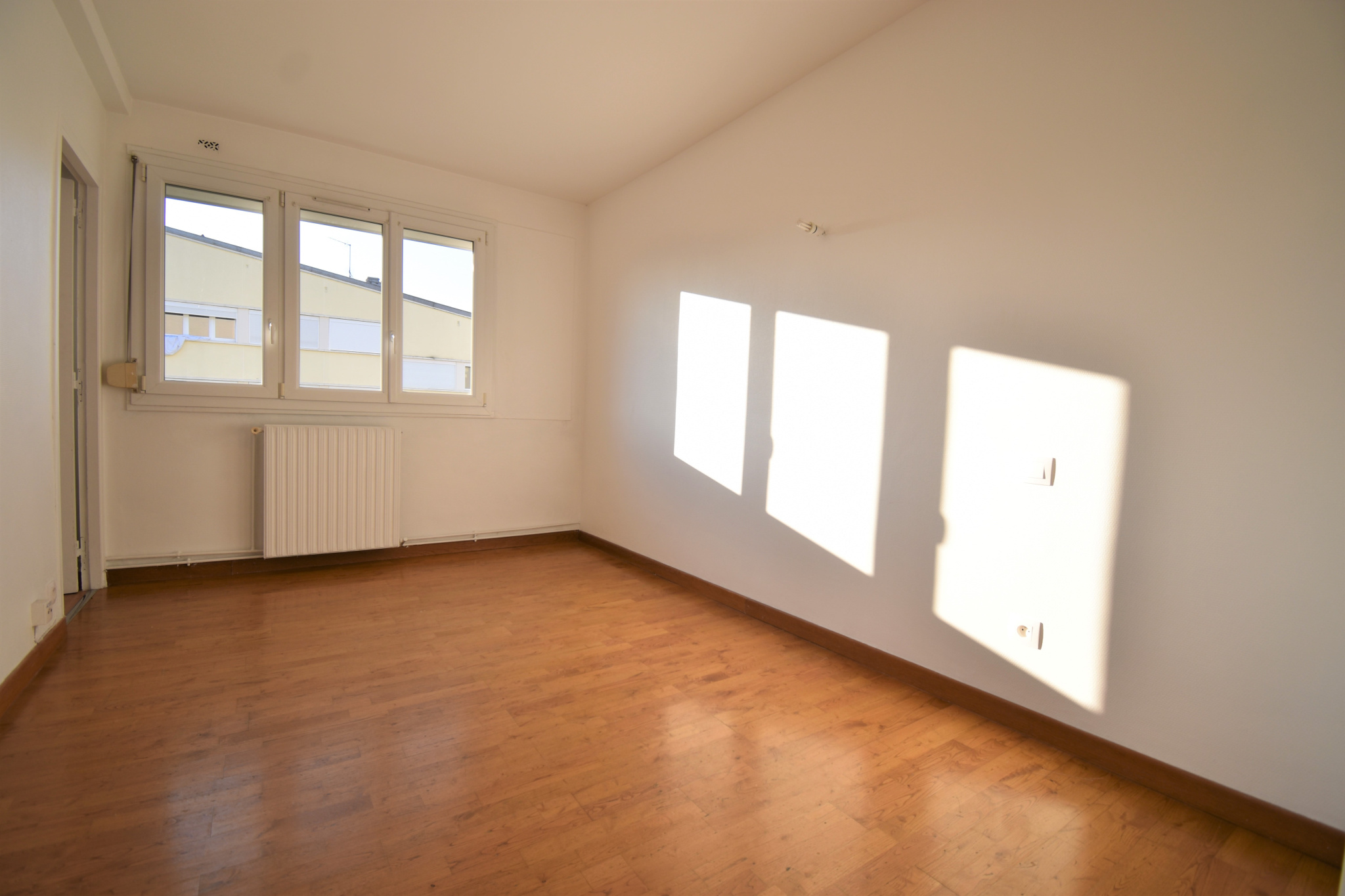 Immo80 – L'immobilier à Amiens et dans la Somme-AMIENS – bas du quartier Saint Pierre : APPARTEMENT T3