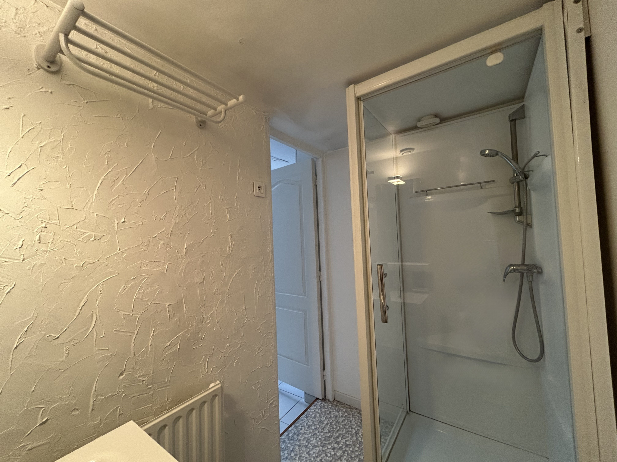 Immo80 – L'immobilier à Amiens et dans la Somme-QUARTIER ST PIERRE – BEAU STUDIO  MEUBLE DE 23.90 M2