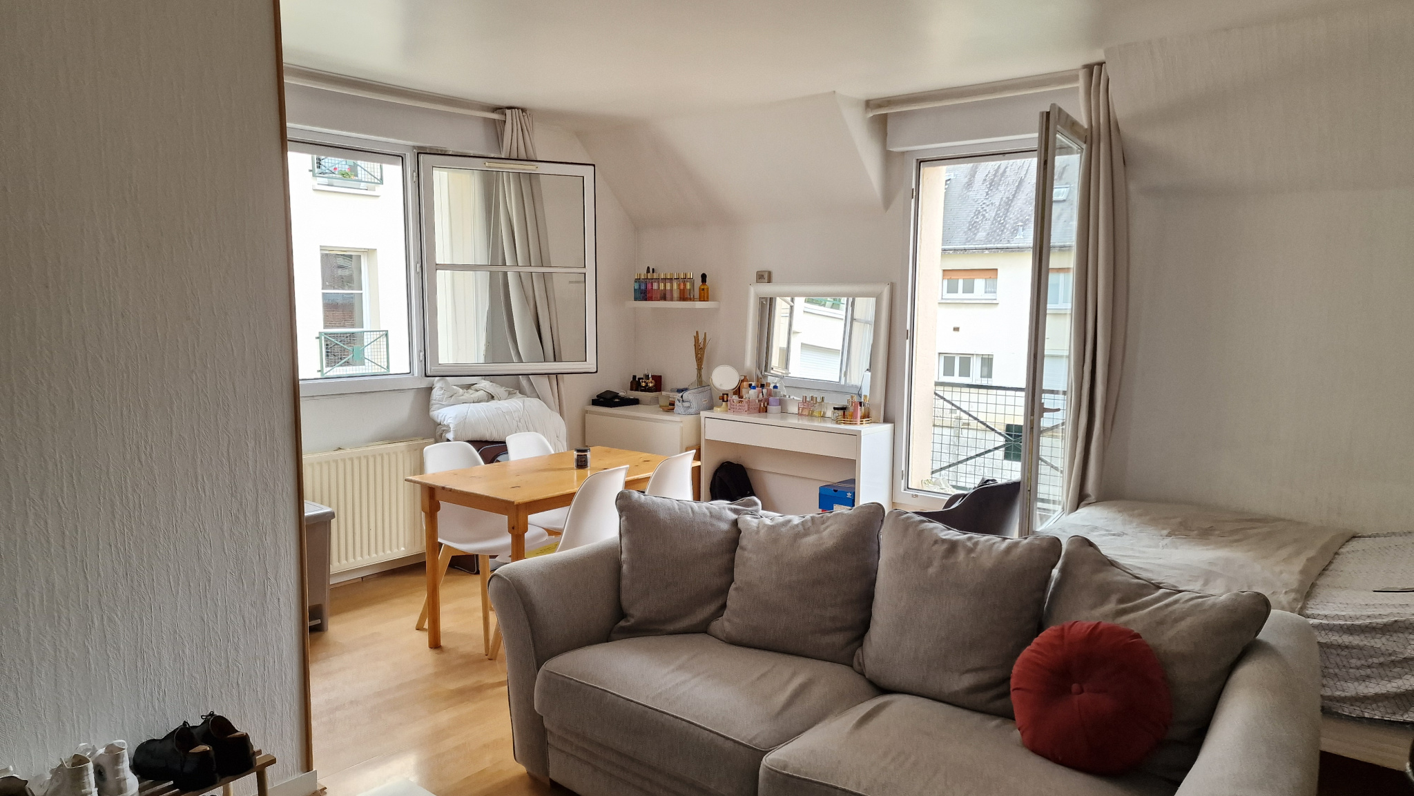 Immo80 – L'immobilier à Amiens et dans la Somme-CENTRE VILLE : BEL APPARTEMENT T1  de 32,26m2 avec PARKING et CAVE  dans résidence calme et sécurisée