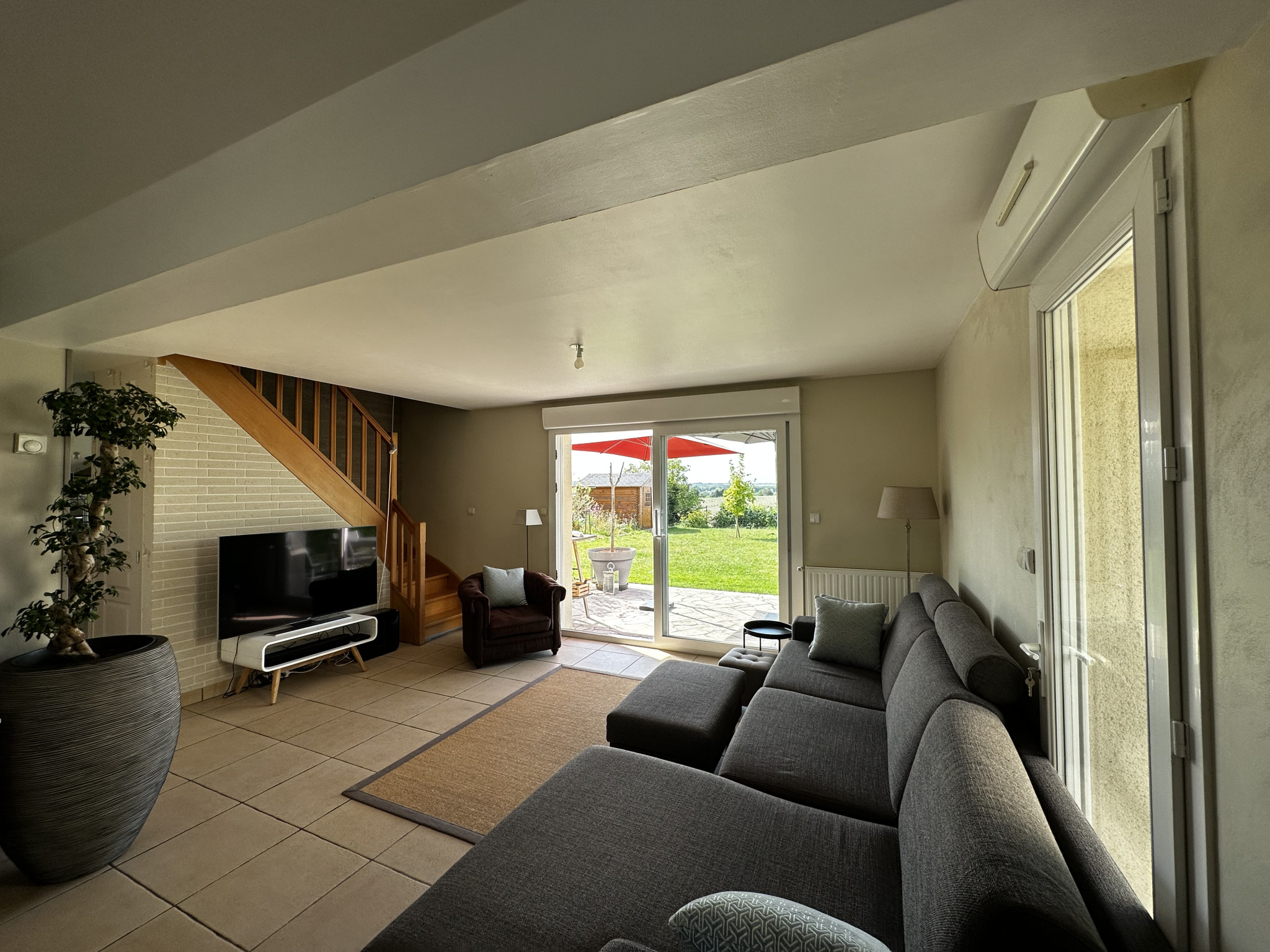 Immo80 – L'immobilier à Amiens et dans la Somme-BOVES : SUPERBE PAVILLON INDIVIDUEL AVEC GARAGE ET JARDIN
