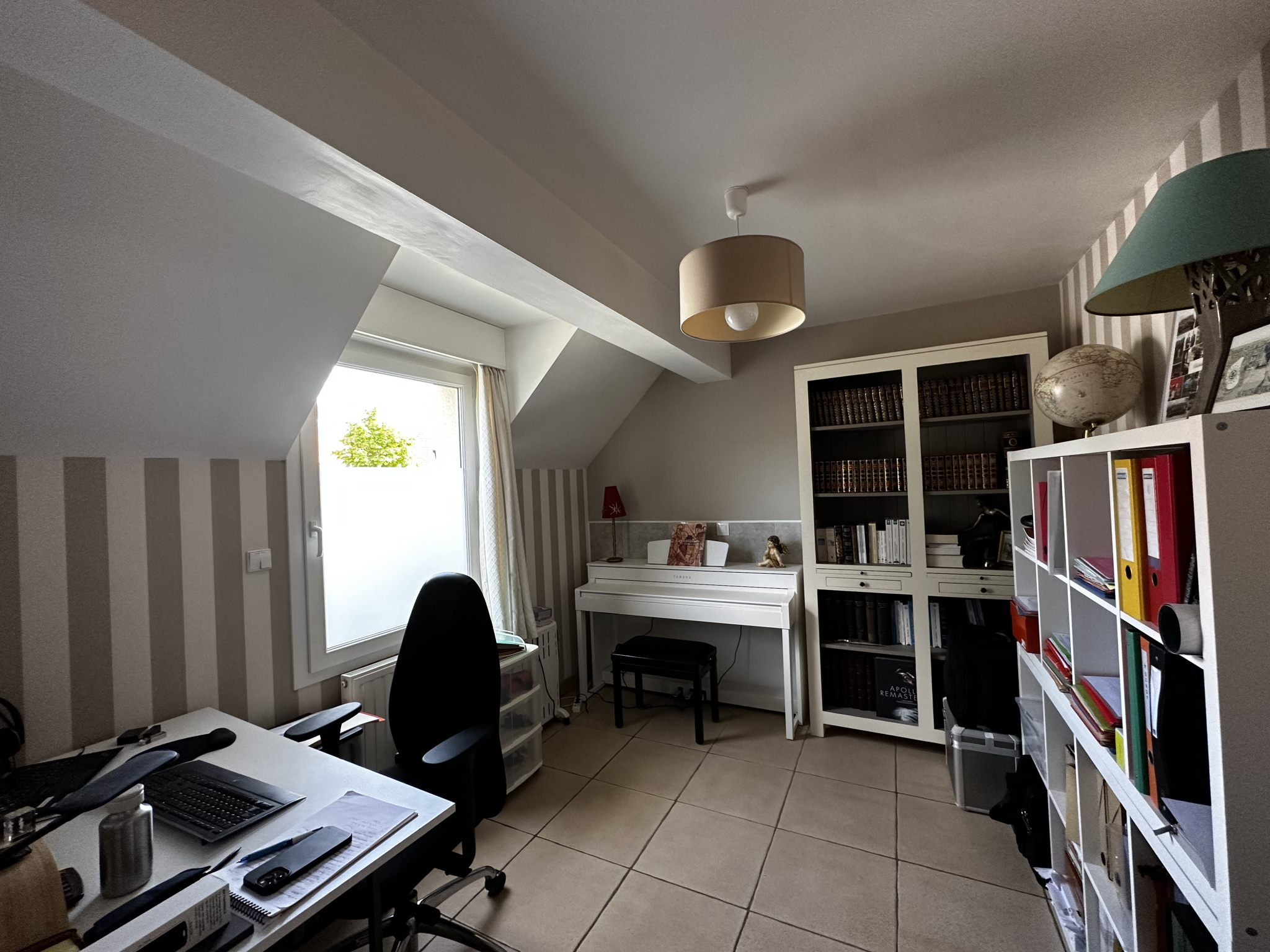 Immo80 – L'immobilier à Amiens et dans la Somme-BOVES : SUPERBE PAVILLON INDIVIDUEL AVEC GARAGE ET JARDIN